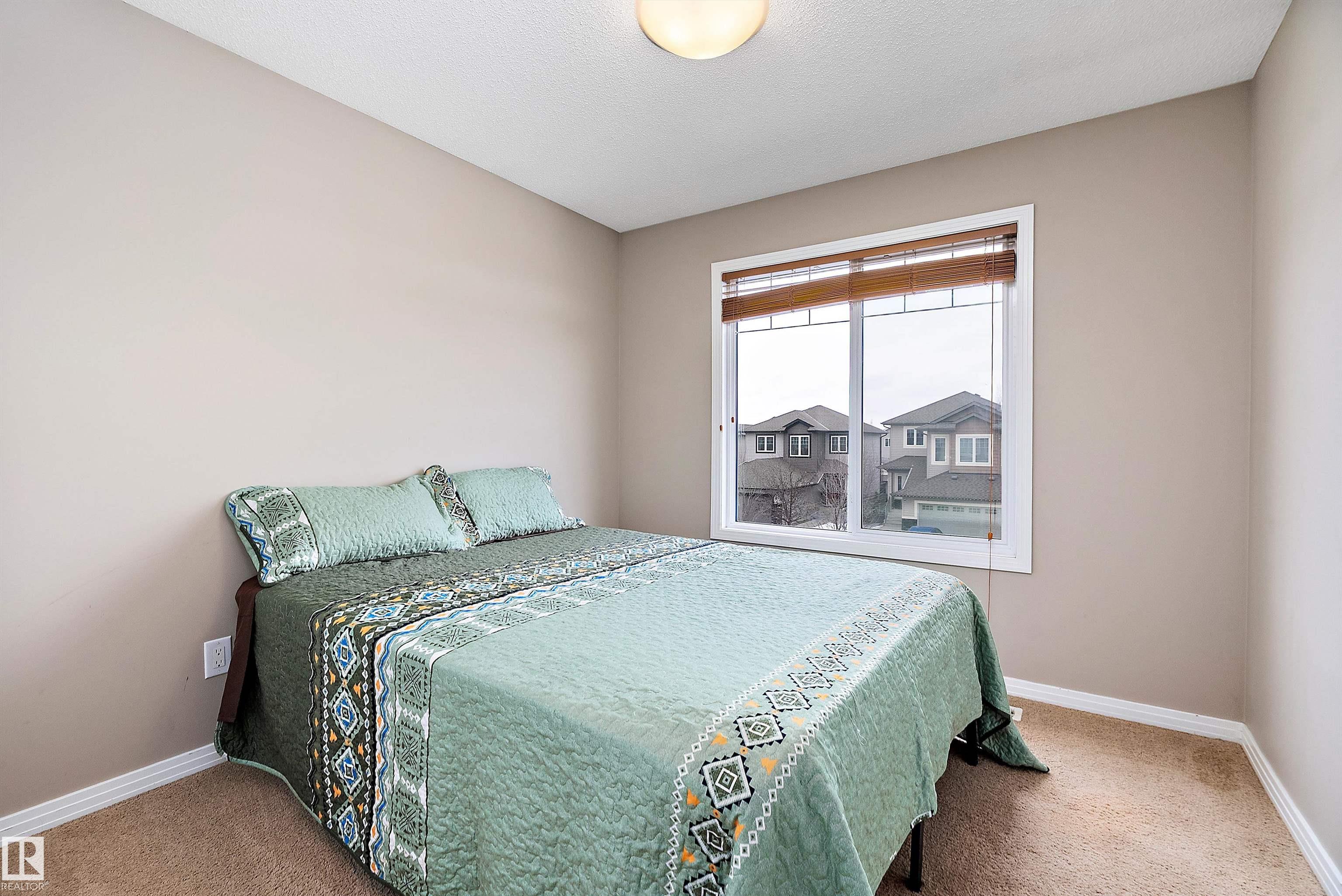 Photo 23 at 33 Sutherland Street, Suntree, Leduc