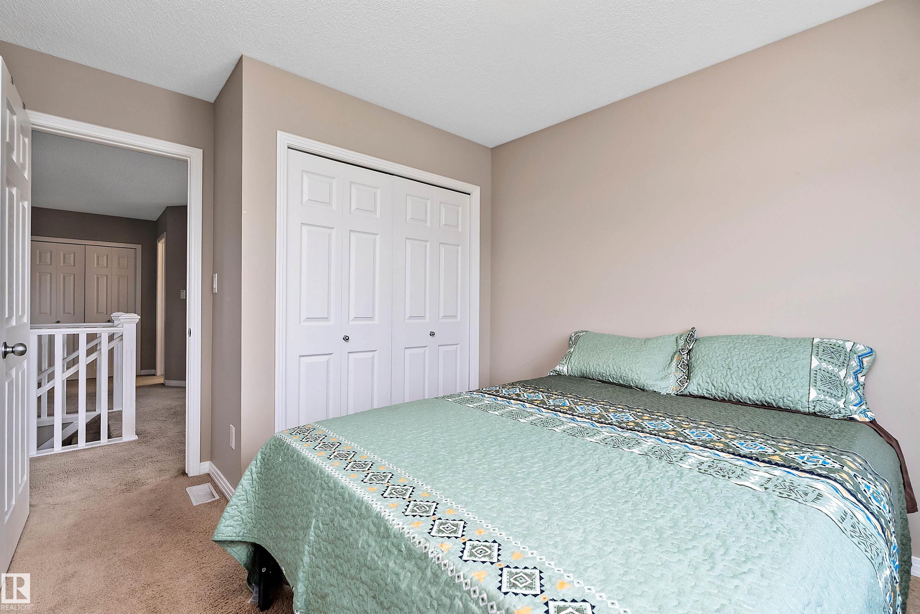 Photo 24 at 33 Sutherland Street, Suntree, Leduc