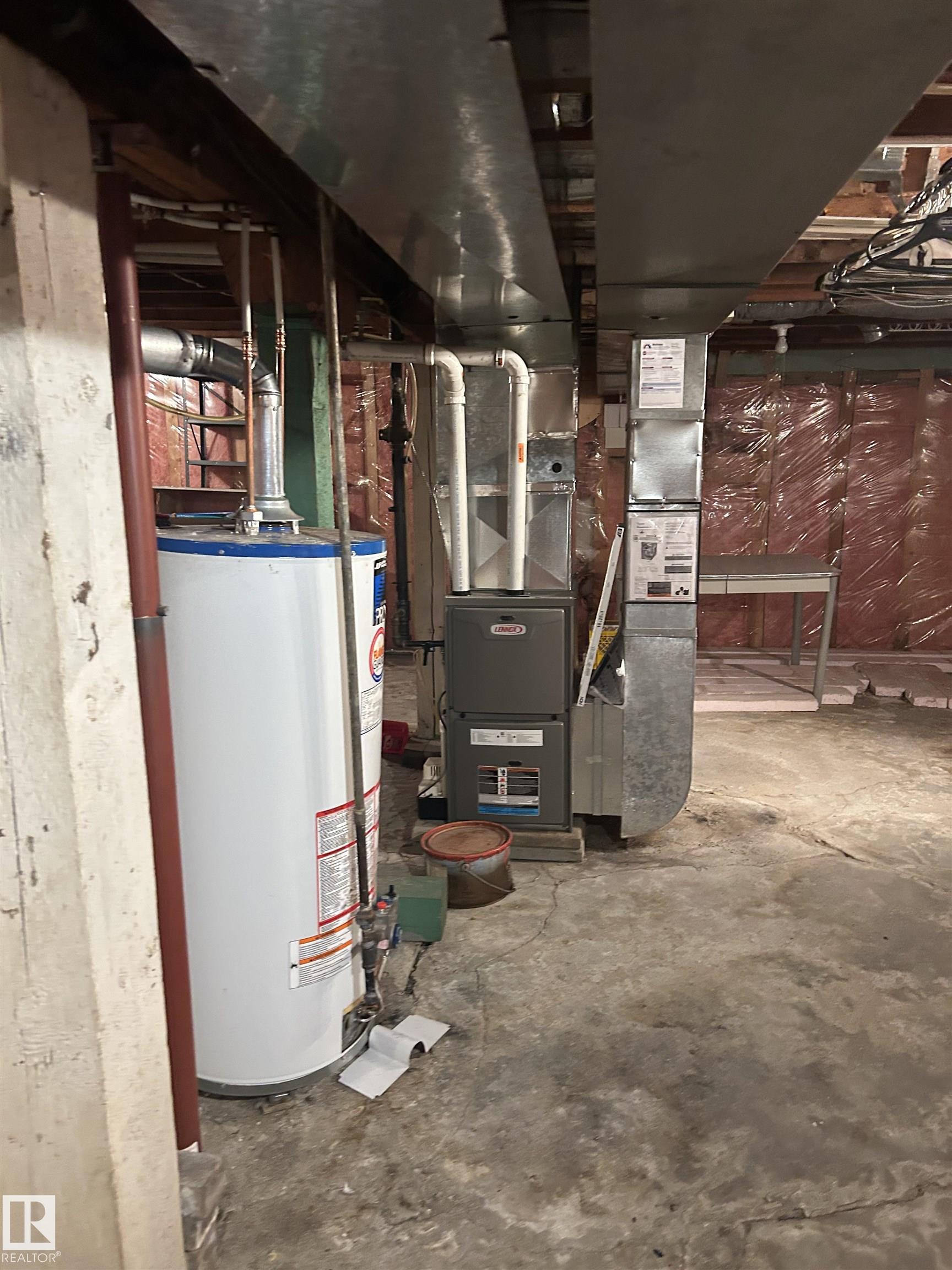 Photo 17 at 11243 125 Street NW, Inglewood, Edmonton