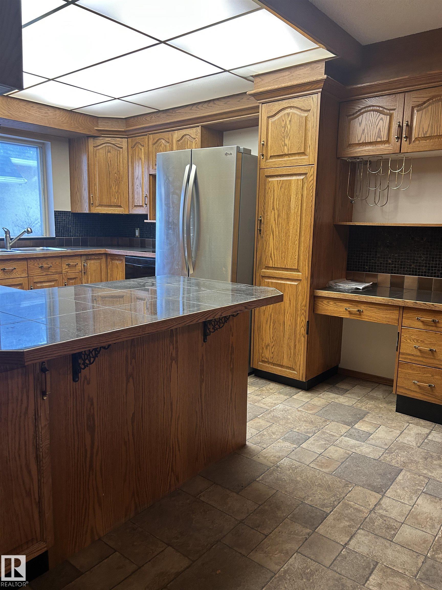 Picture for 11243 125 Street NW