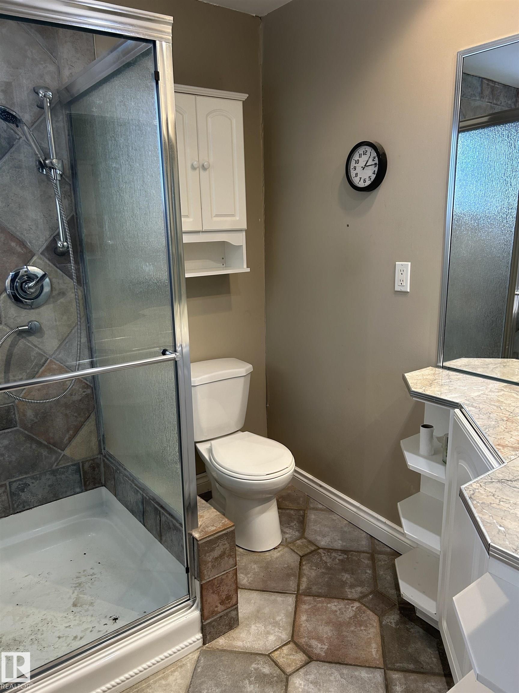 Photo 10 at 11243 125 Street NW, Inglewood, Edmonton