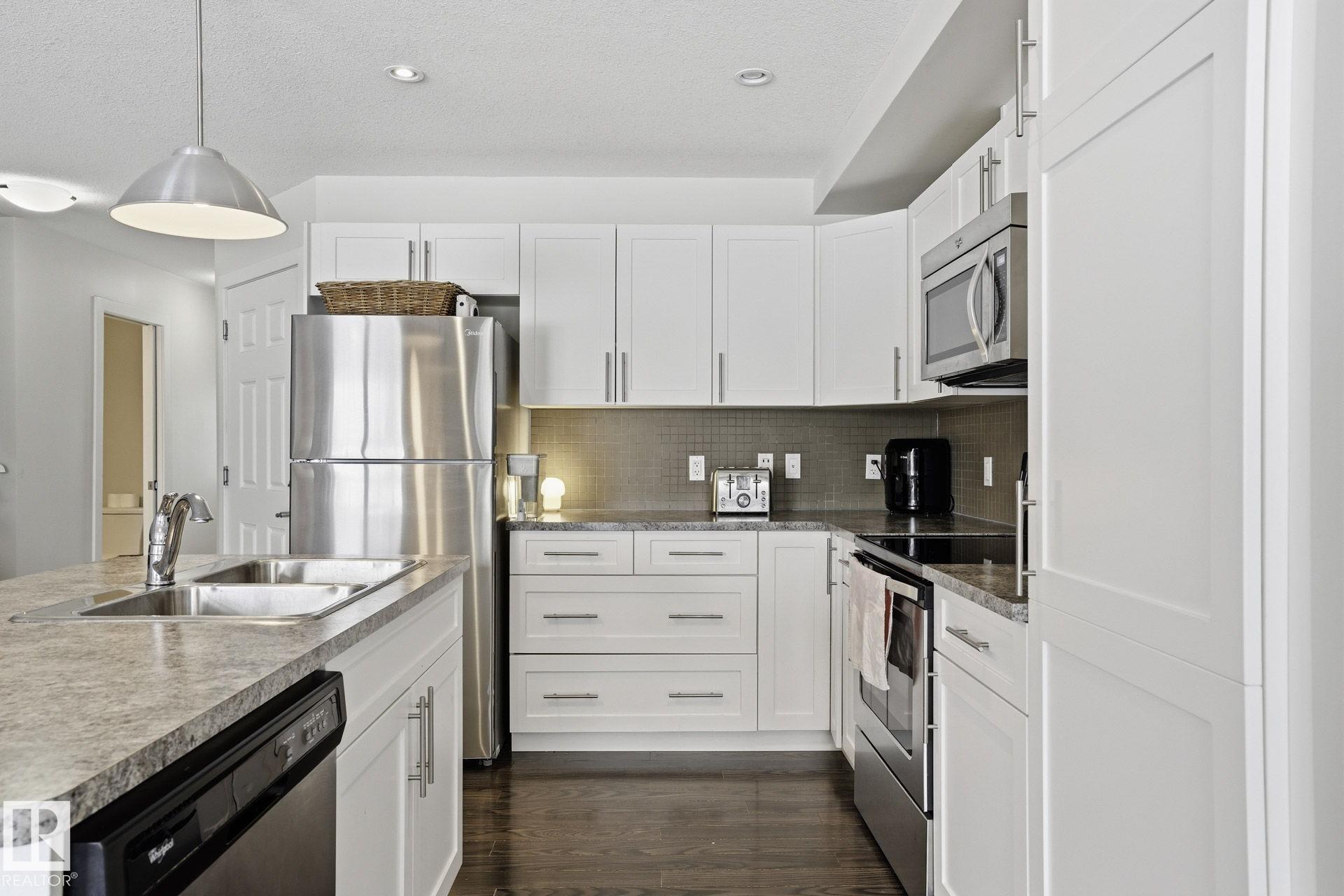 27 - 500 Grove Drive, Spruce Village, Spruce Grove