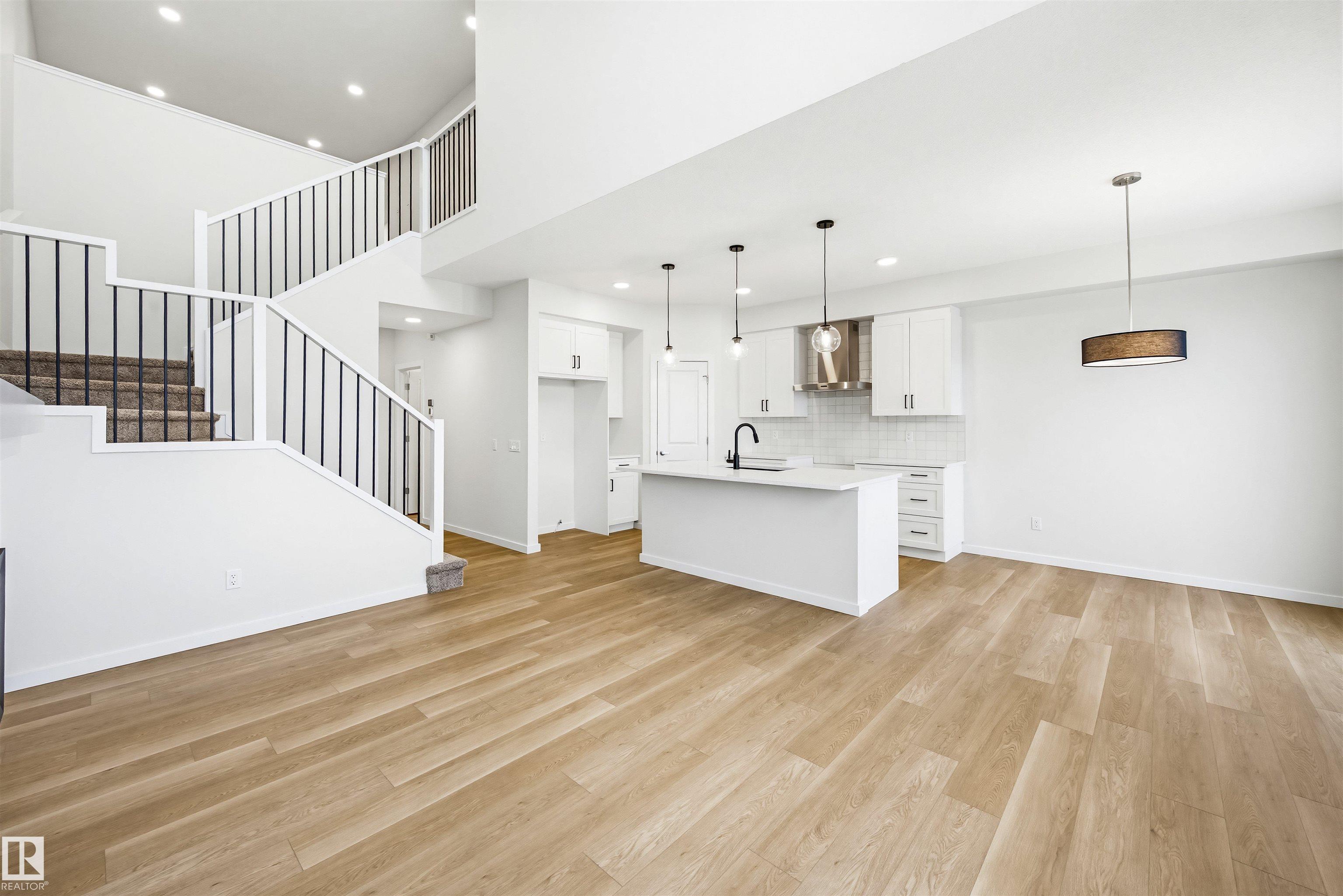 Photo 7 at 5107 69 Street, Elan, Beaumont