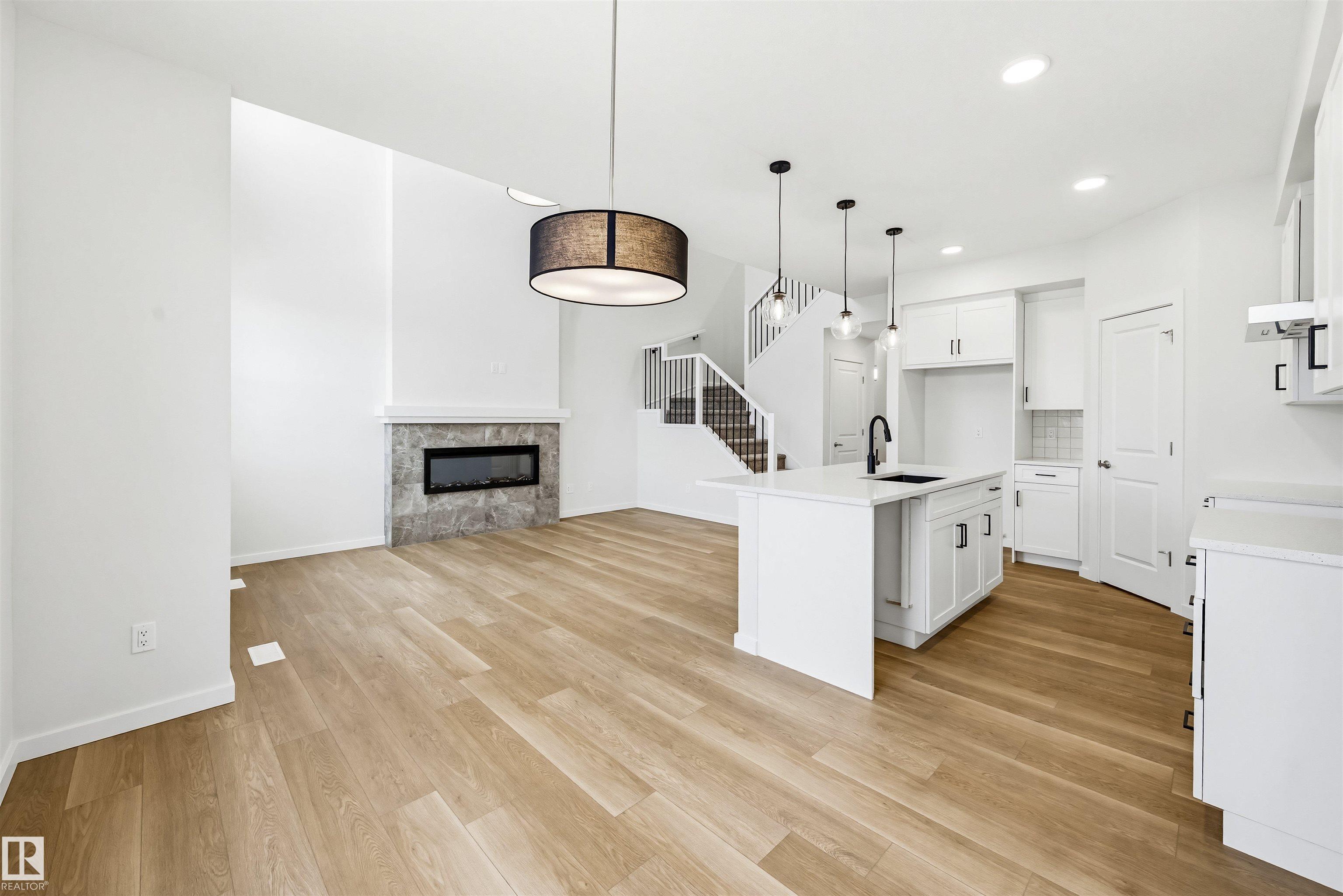 Photo 8 at 5107 69 Street, Elan, Beaumont