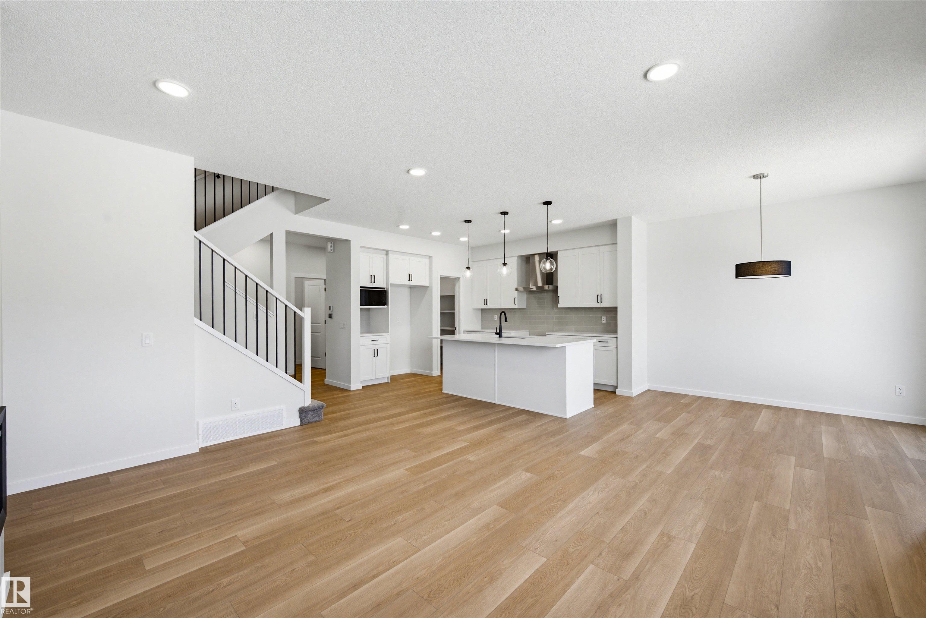 Photo 7 at 147 Royal Street, Riverside, St. Albert