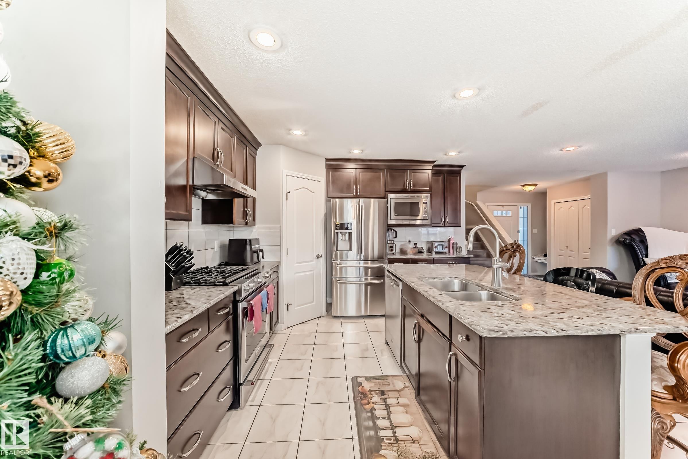 Photo 8 at 1704 158 Street SW, Glenridding Heights, Edmonton