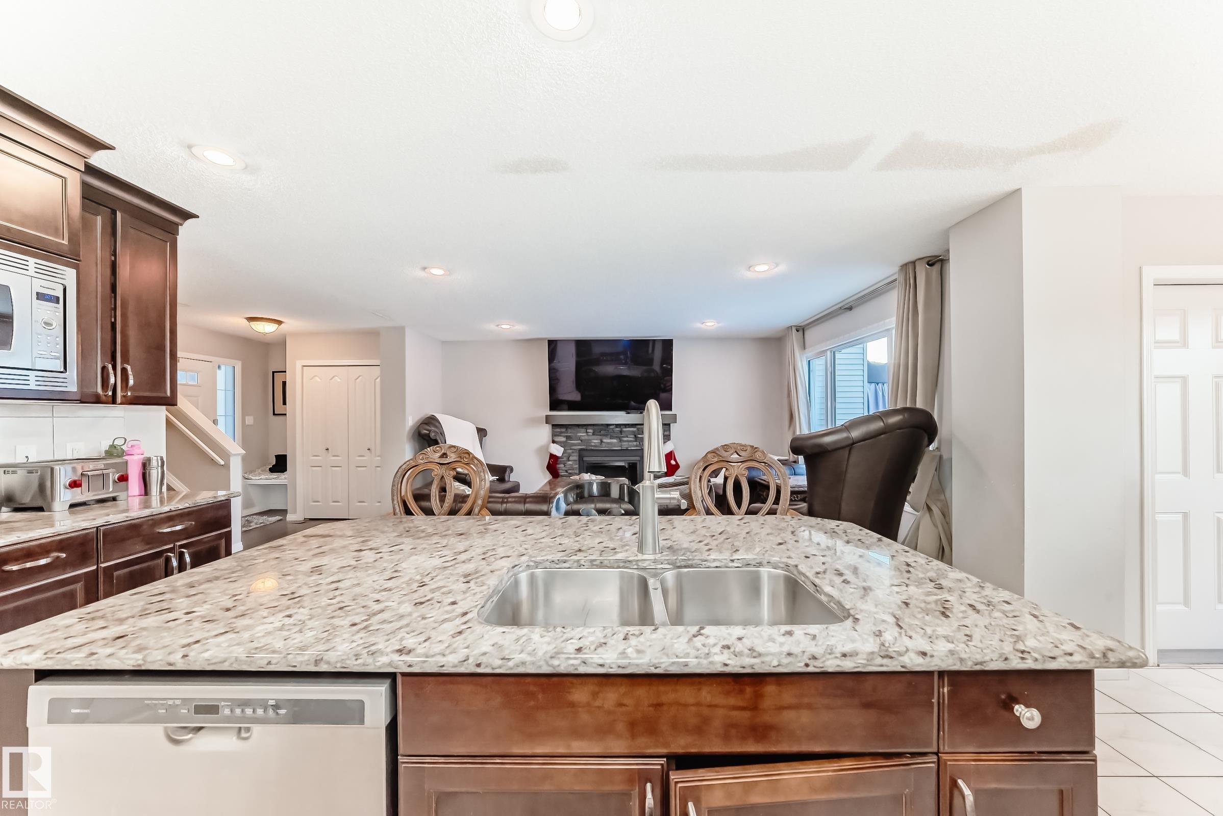 Photo 10 at 1704 158 Street SW, Glenridding Heights, Edmonton