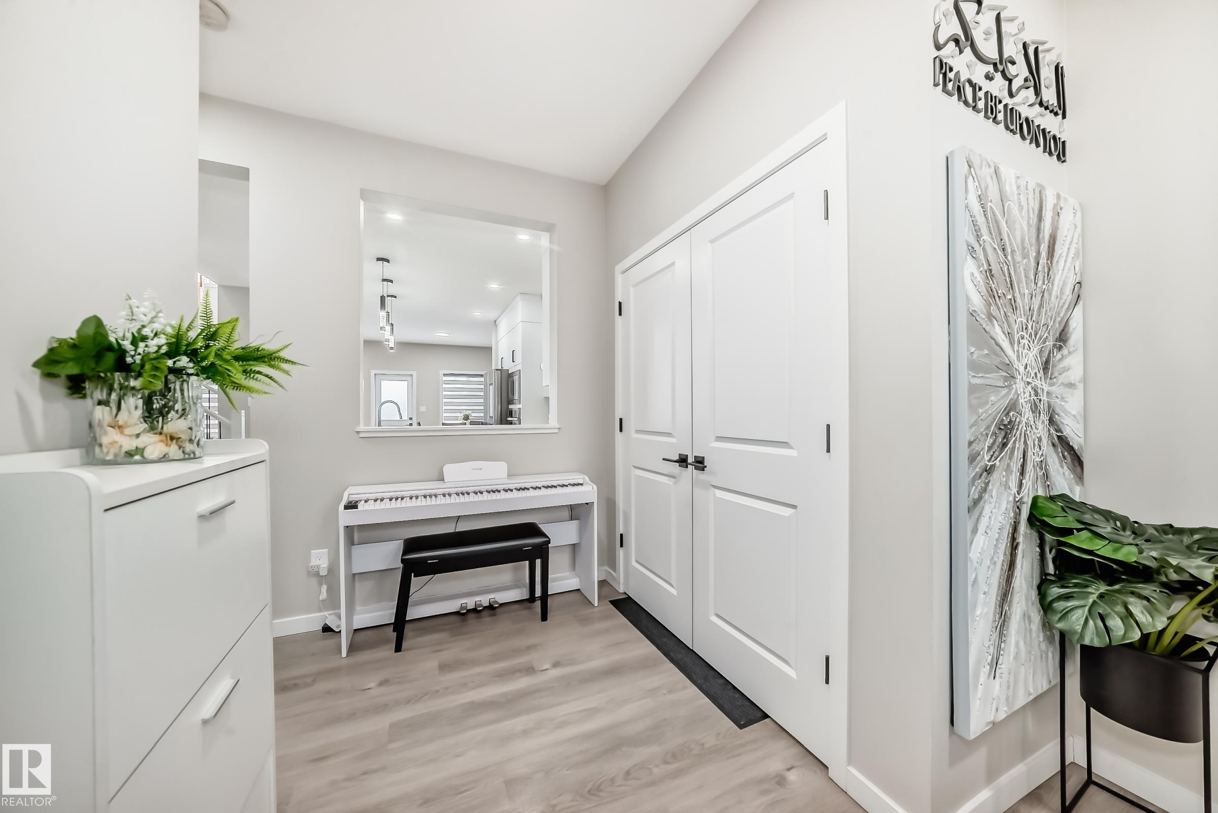 Picture for 4930 HAWTHORN PL SW