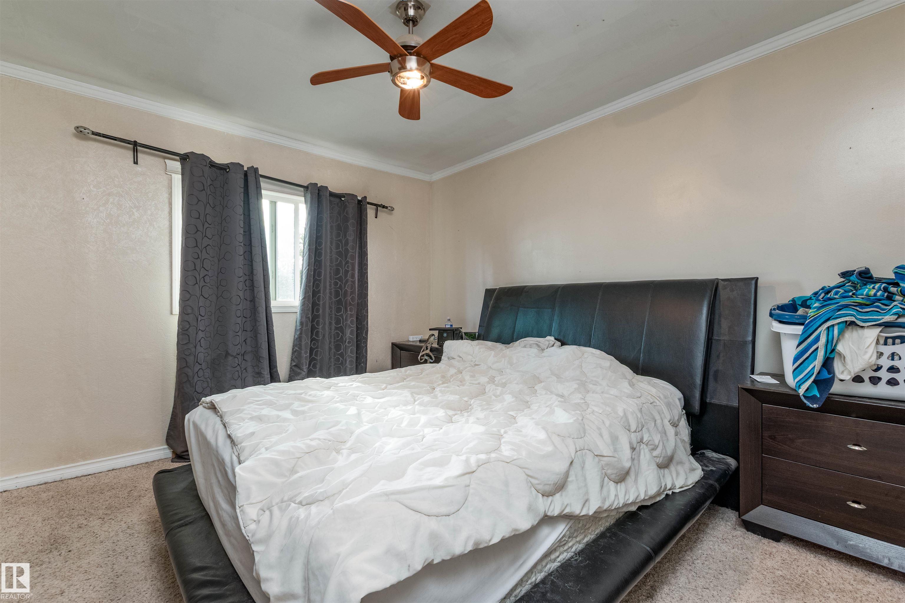 Photo 16 at 10624 40 Street NW, Gold Bar, Edmonton