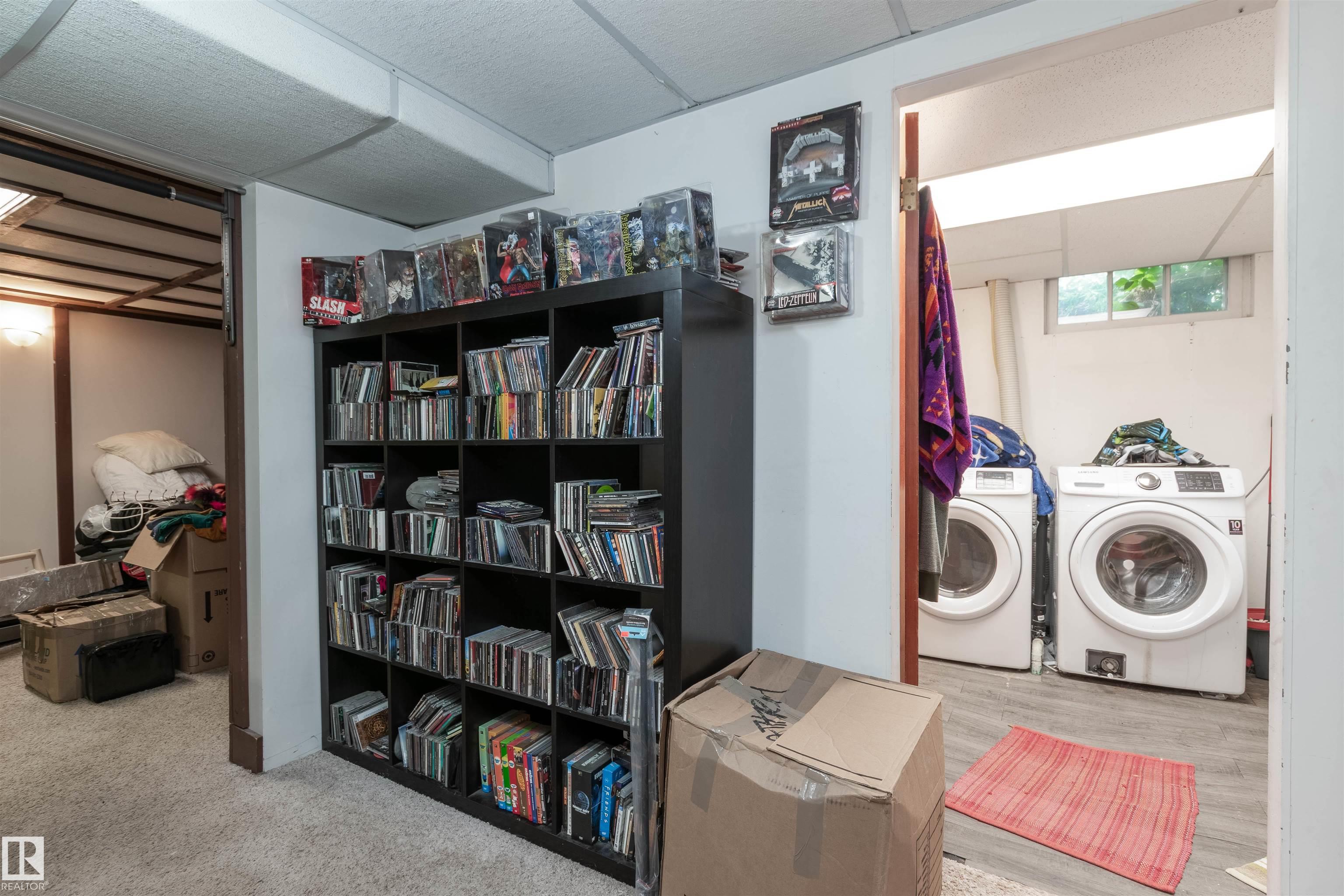 Photo 19 at 10624 40 Street NW, Gold Bar, Edmonton