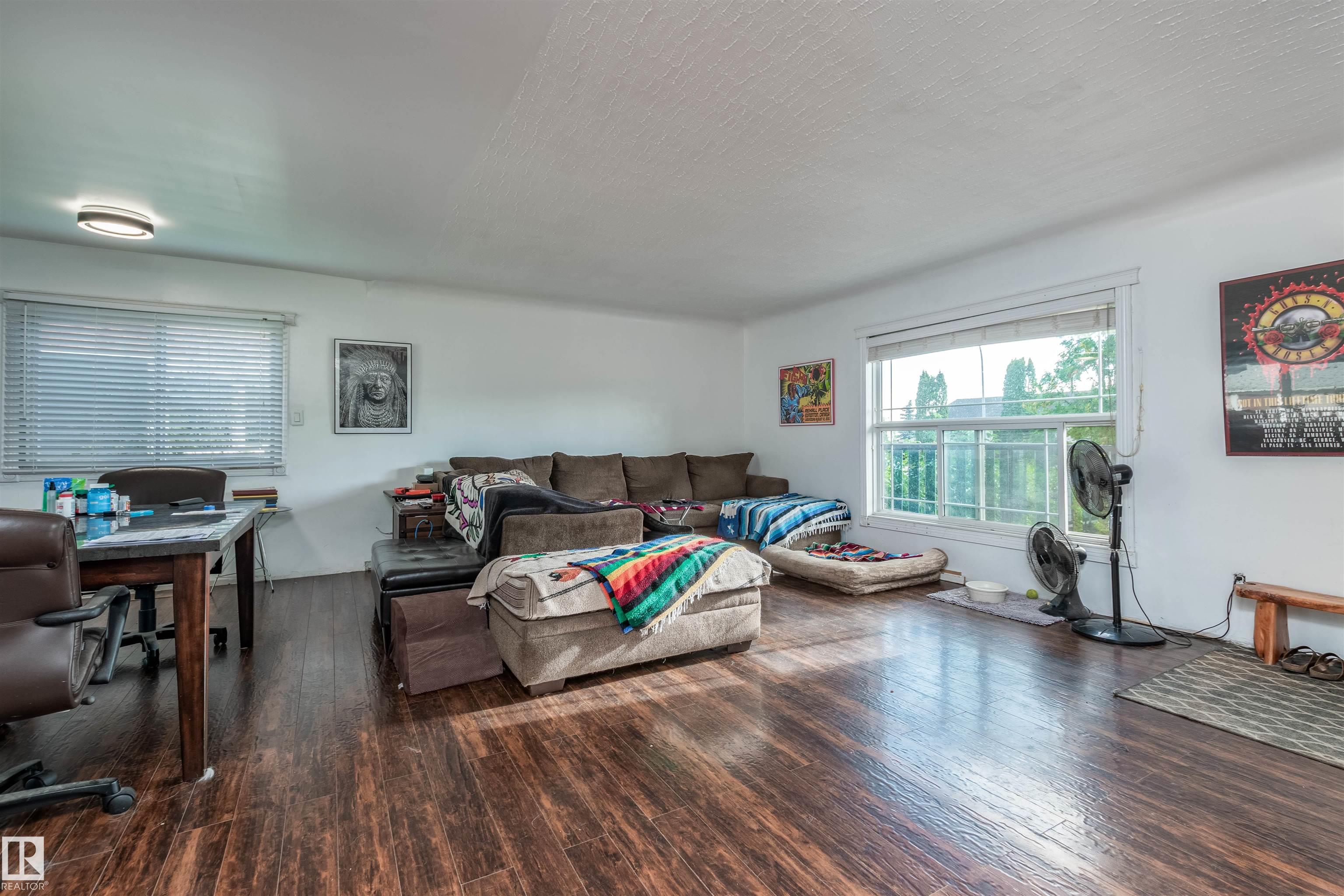 Photo 9 at 10624 40 Street NW, Gold Bar, Edmonton