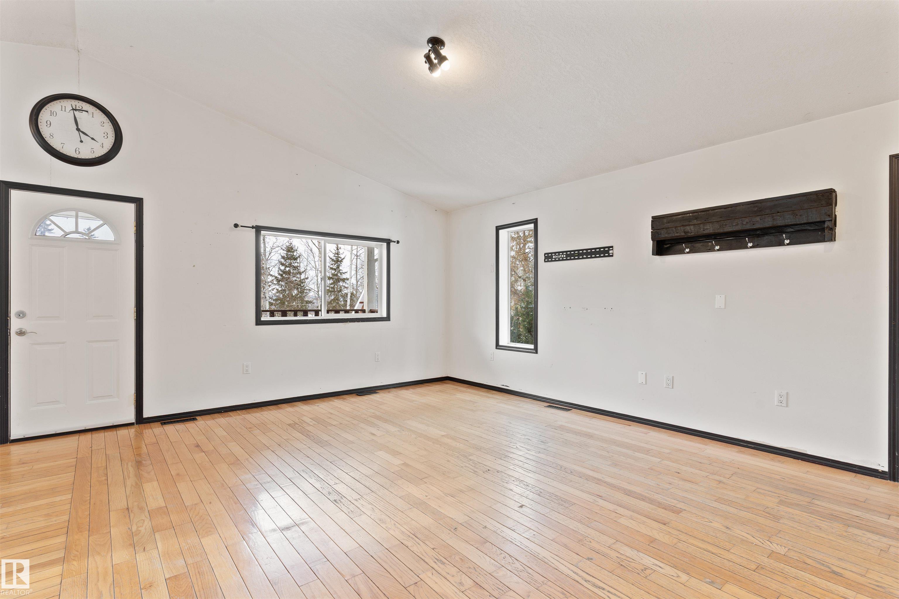 Photo 14 at 11 - 6020 Twp Road 534, Isle Cove, Rural Parkland County