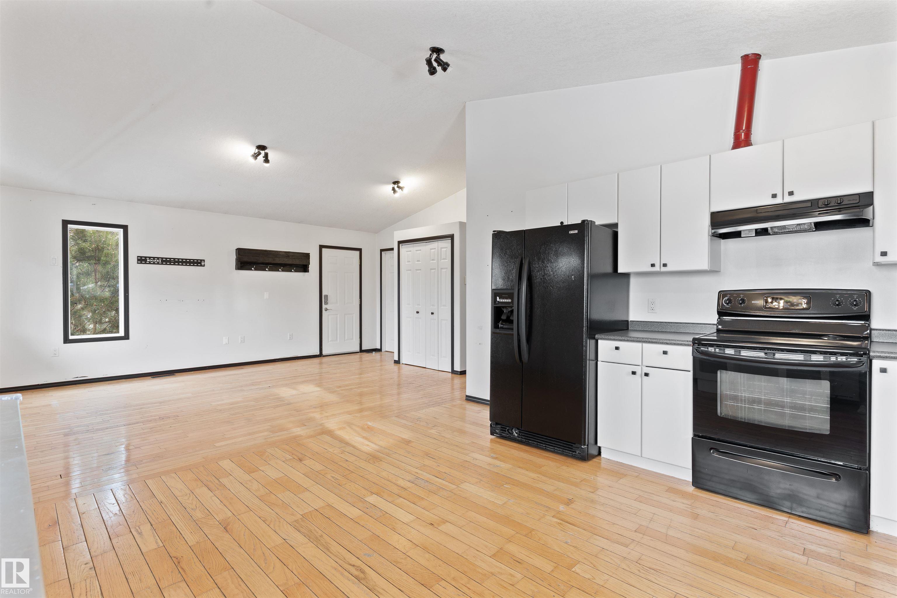 Photo 17 at 11 - 6020 Twp Road 534, Isle Cove, Rural Parkland County