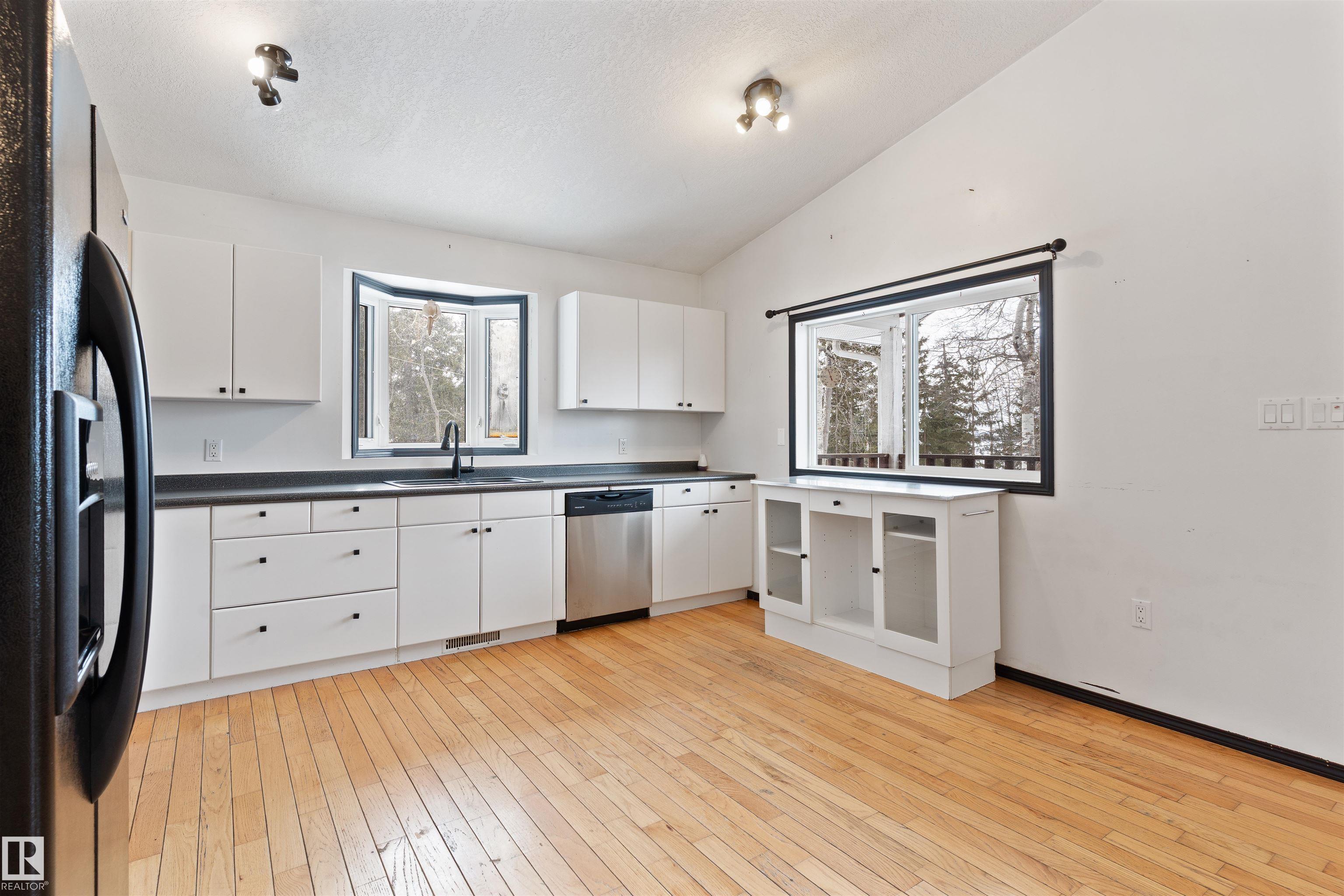 Photo 20 at 11 - 6020 Twp Road 534, Isle Cove, Rural Parkland County