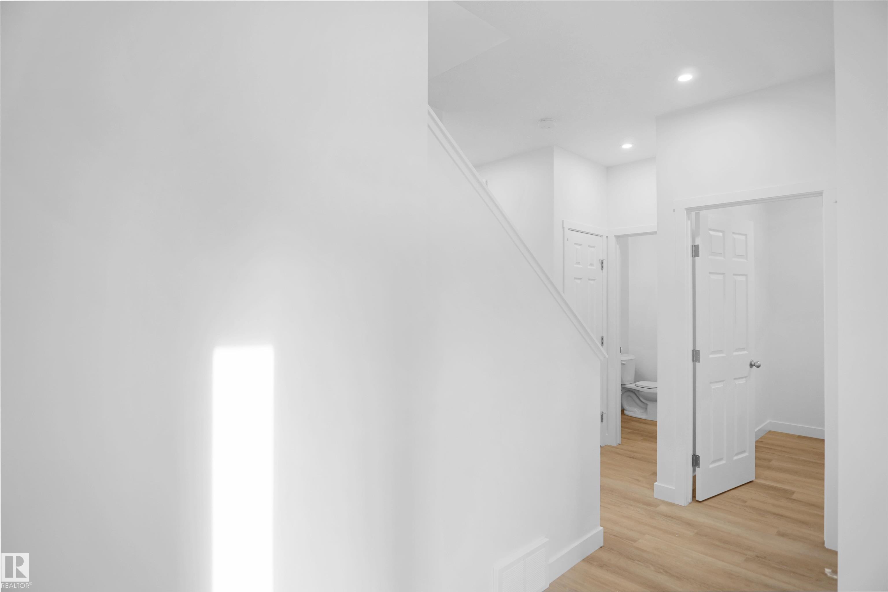 Picture for 22920 82 AV NW