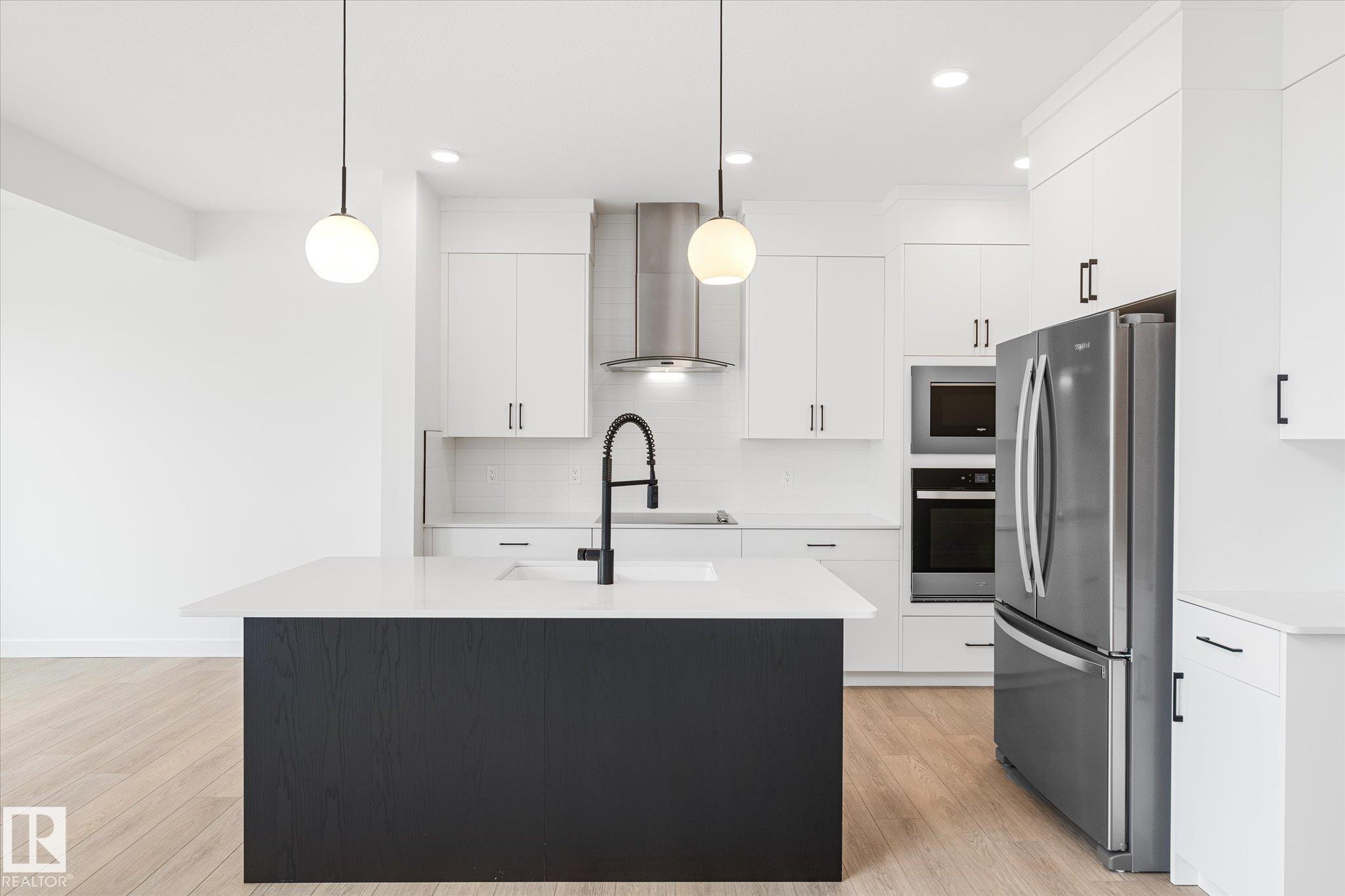 Picture for 22607 89 AV NW