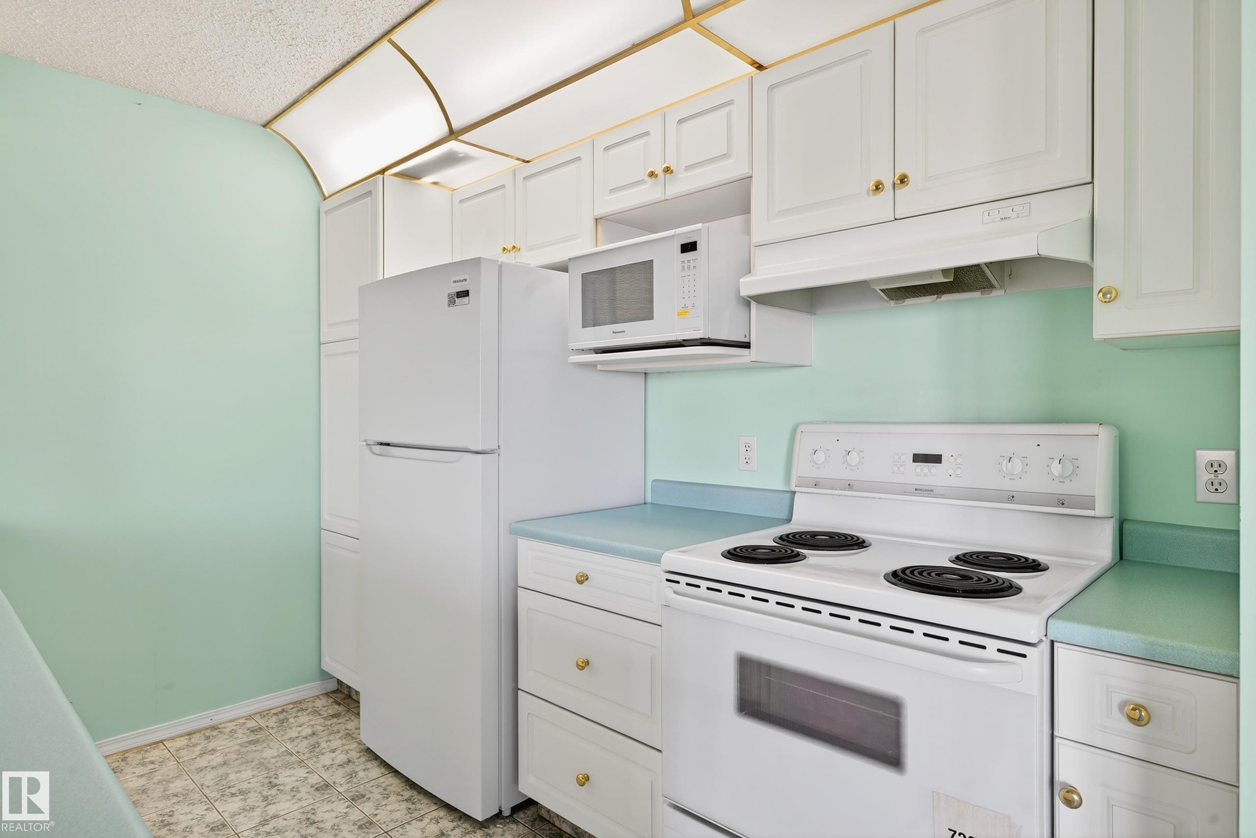 Photo 18 at 301 - 10511 42 Avenue NW, Rideau Park, Edmonton