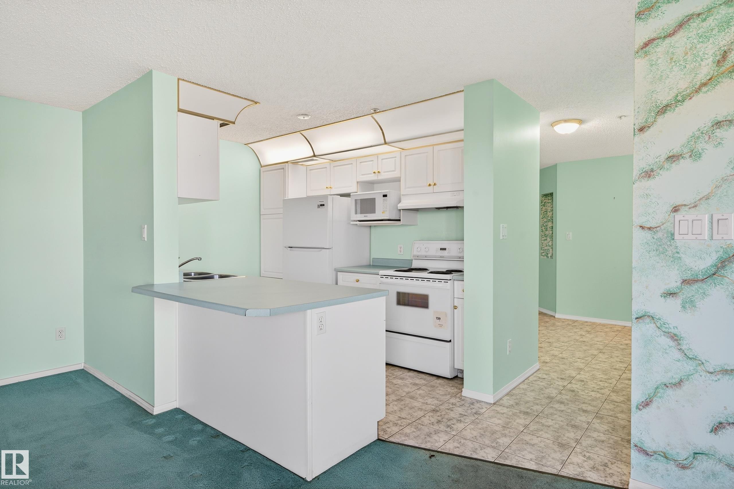 Photo 35 at 301 - 10511 42 Avenue NW, Rideau Park, Edmonton