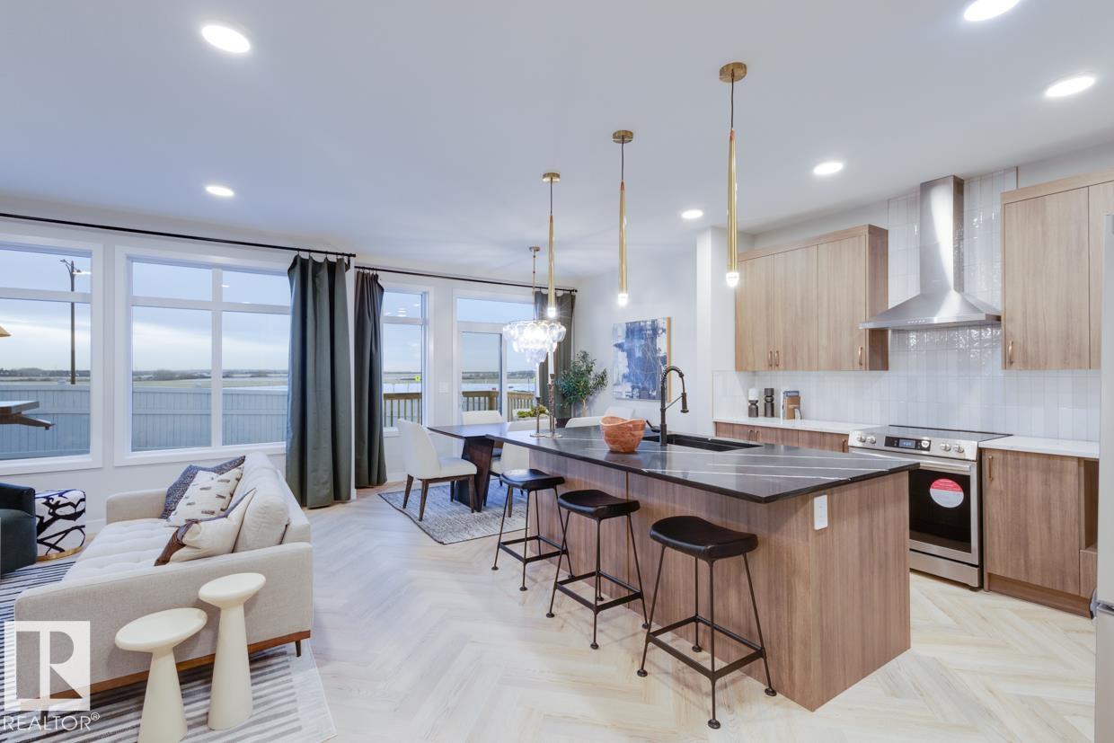 8239 Kiriak Loop SW, Keswick, Edmonton