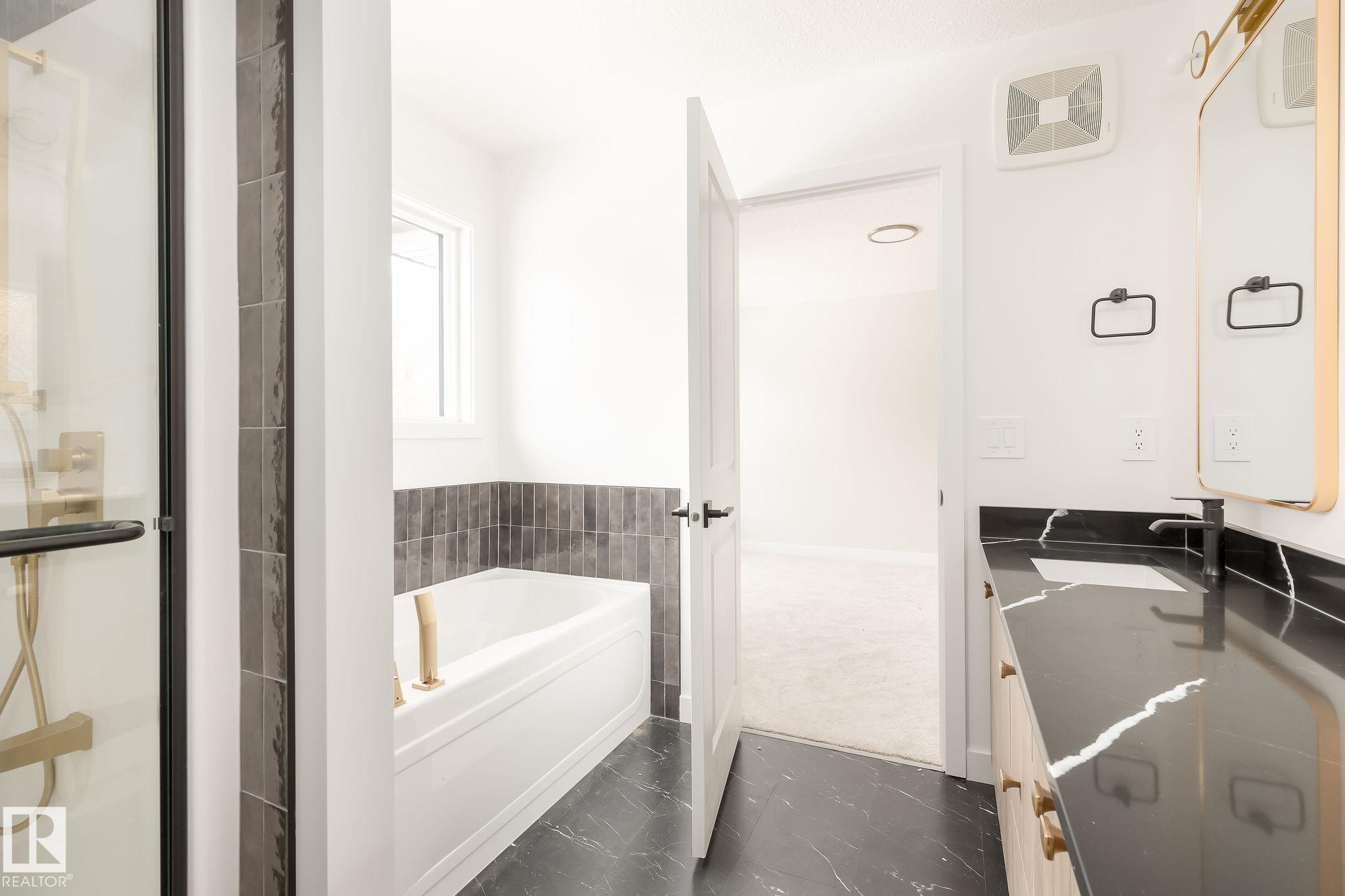 Picture for 8239 KIRIAK LO SW