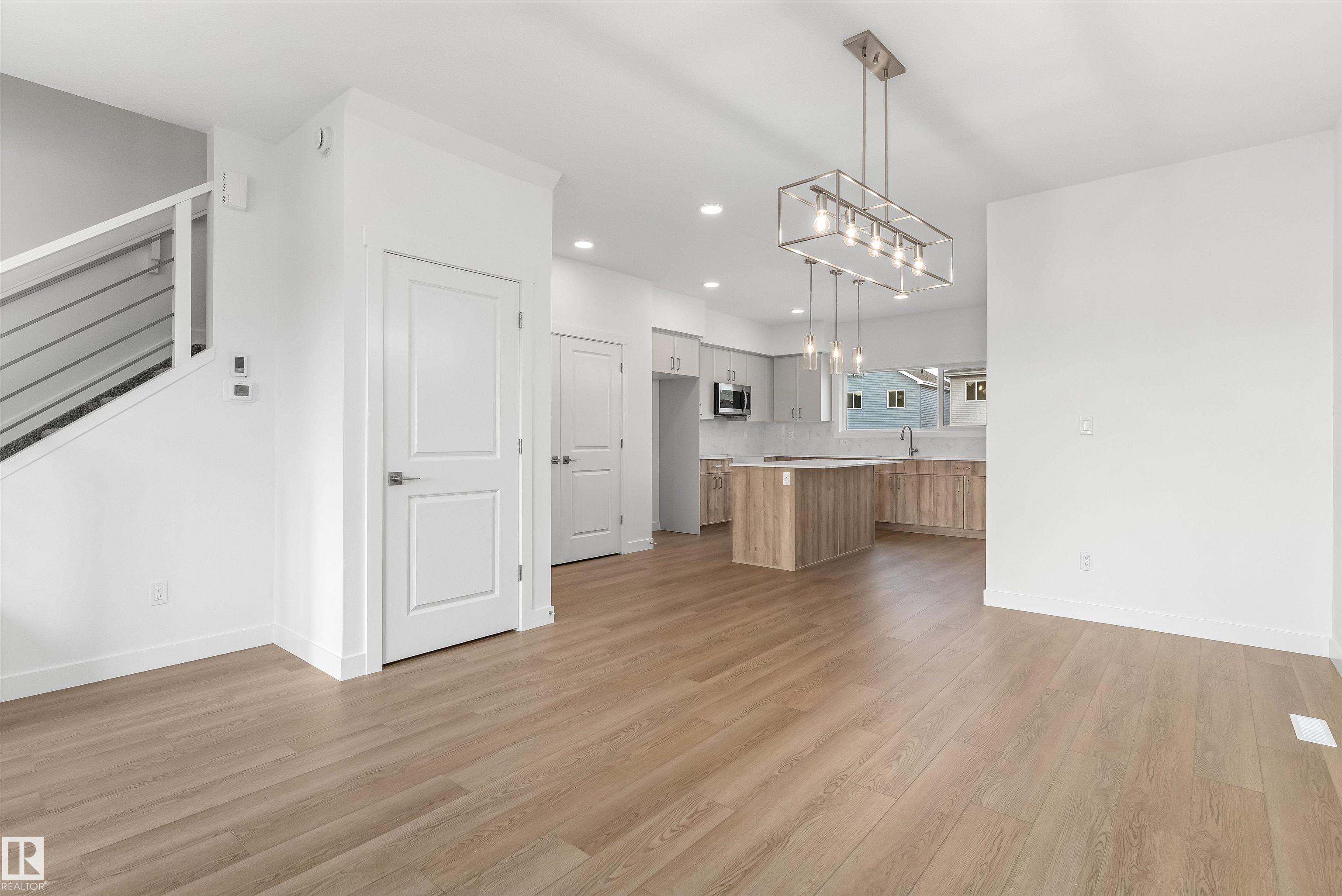 Picture for 1012 14 AV NW
