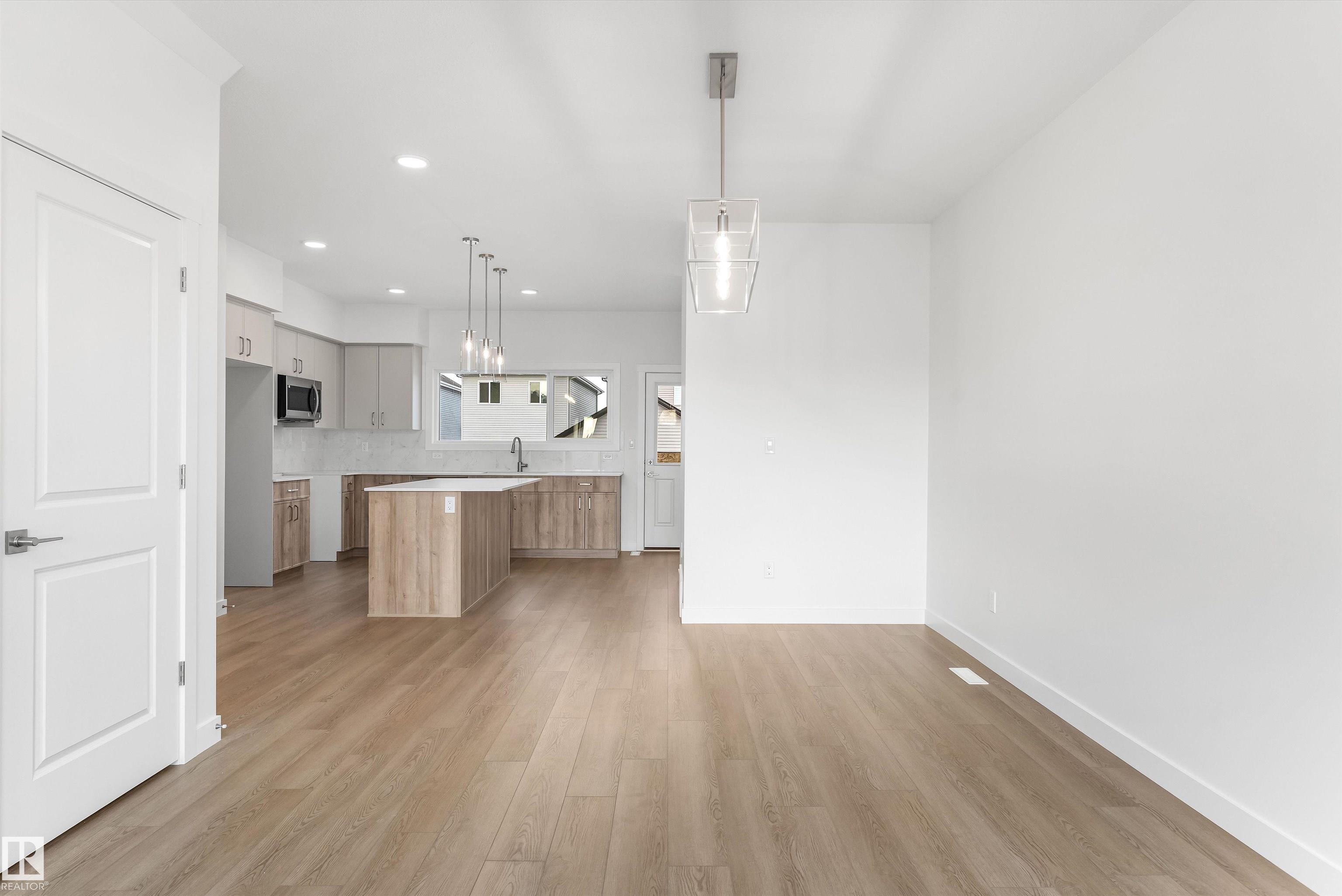 Picture for 1012 14 AV NW