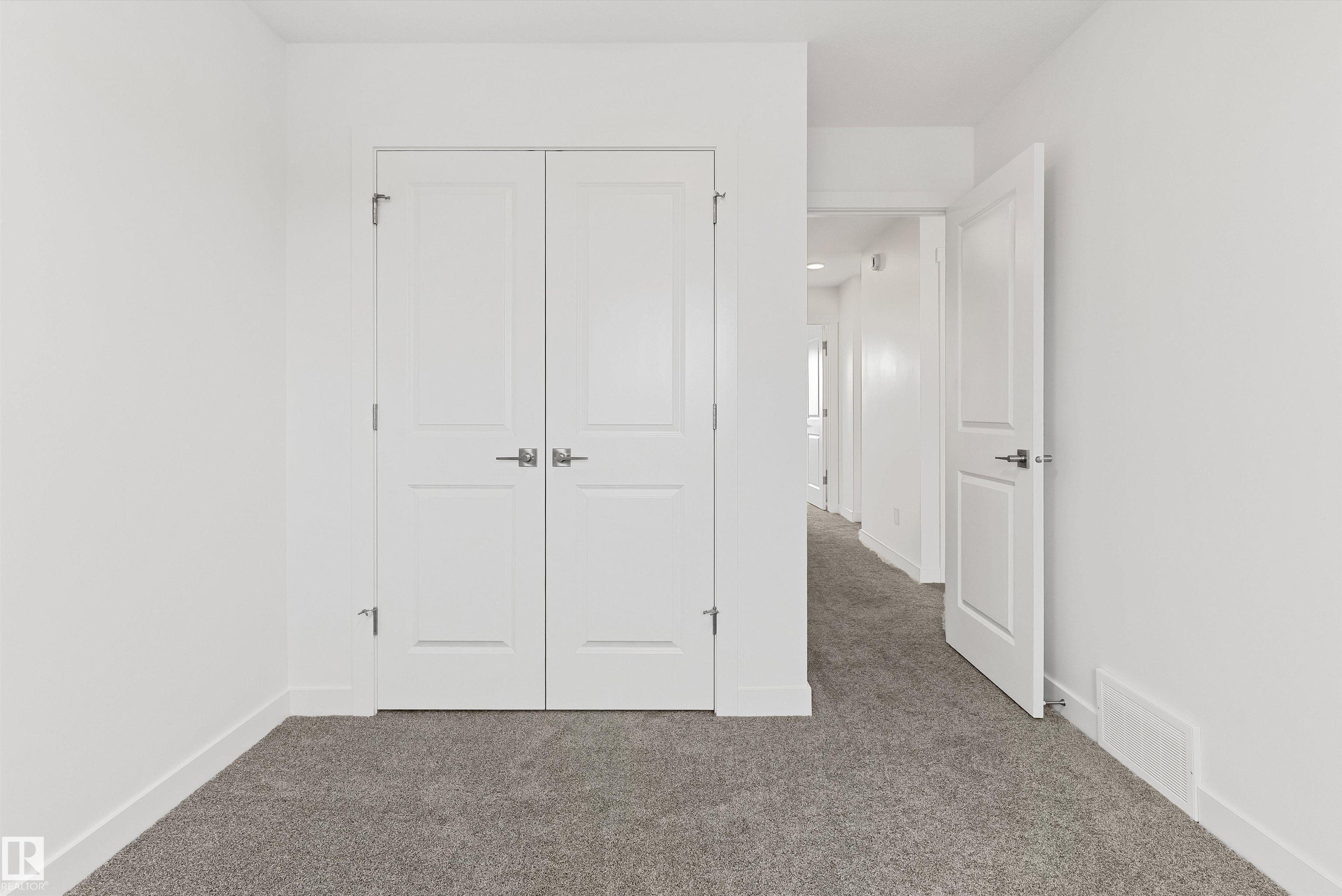https://zimg.paragon.ice.com/ParagonImages/Property/PM/RAE/225386754/29/0/0/90829304b97d621c16286ab4b91e325d/1/37e28c628ae79f154edd47c306e96107/225386754-f739ec0a-b520-4079-8f3d-88722be25742.JPG