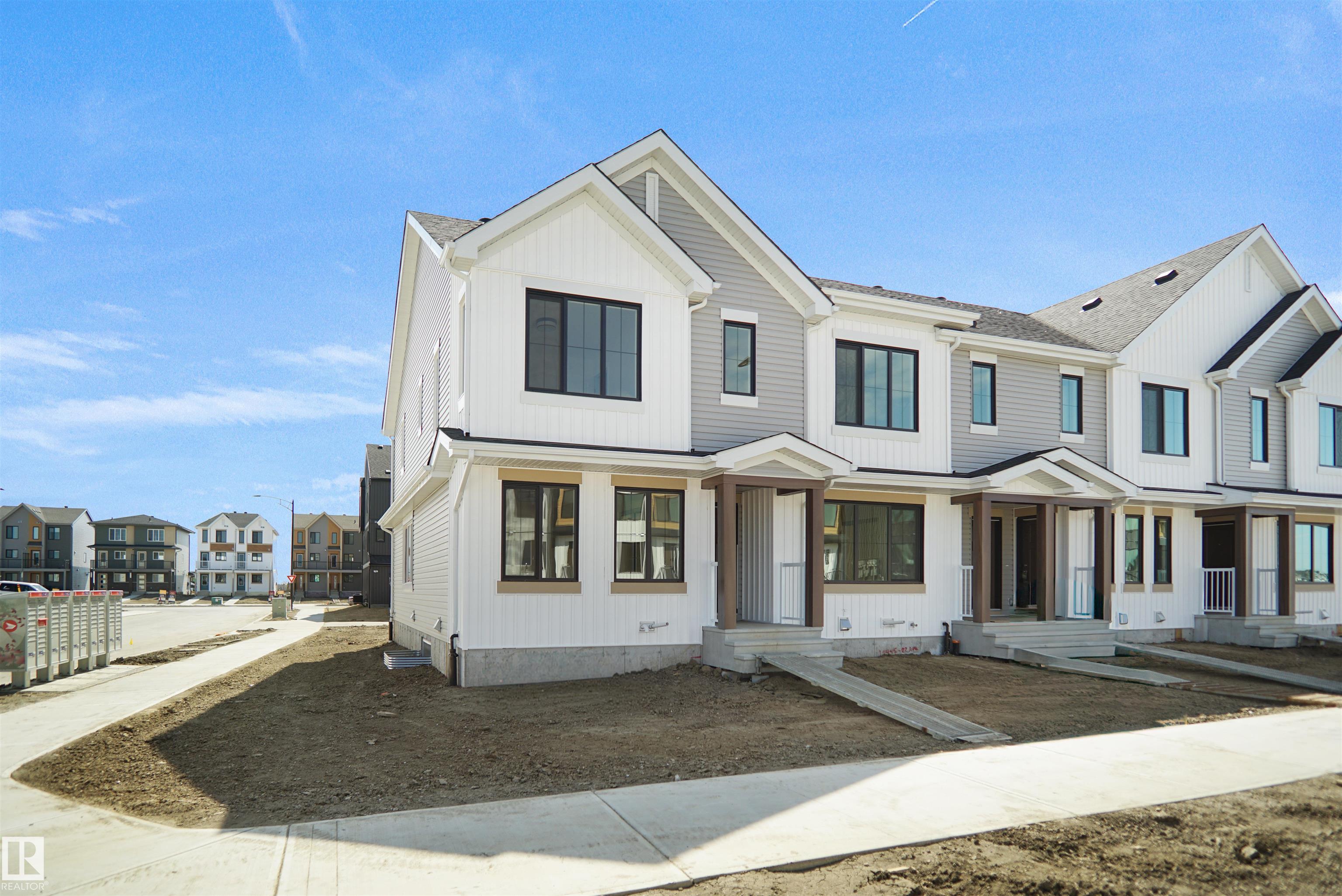 Picture for 19443 22 AV NW