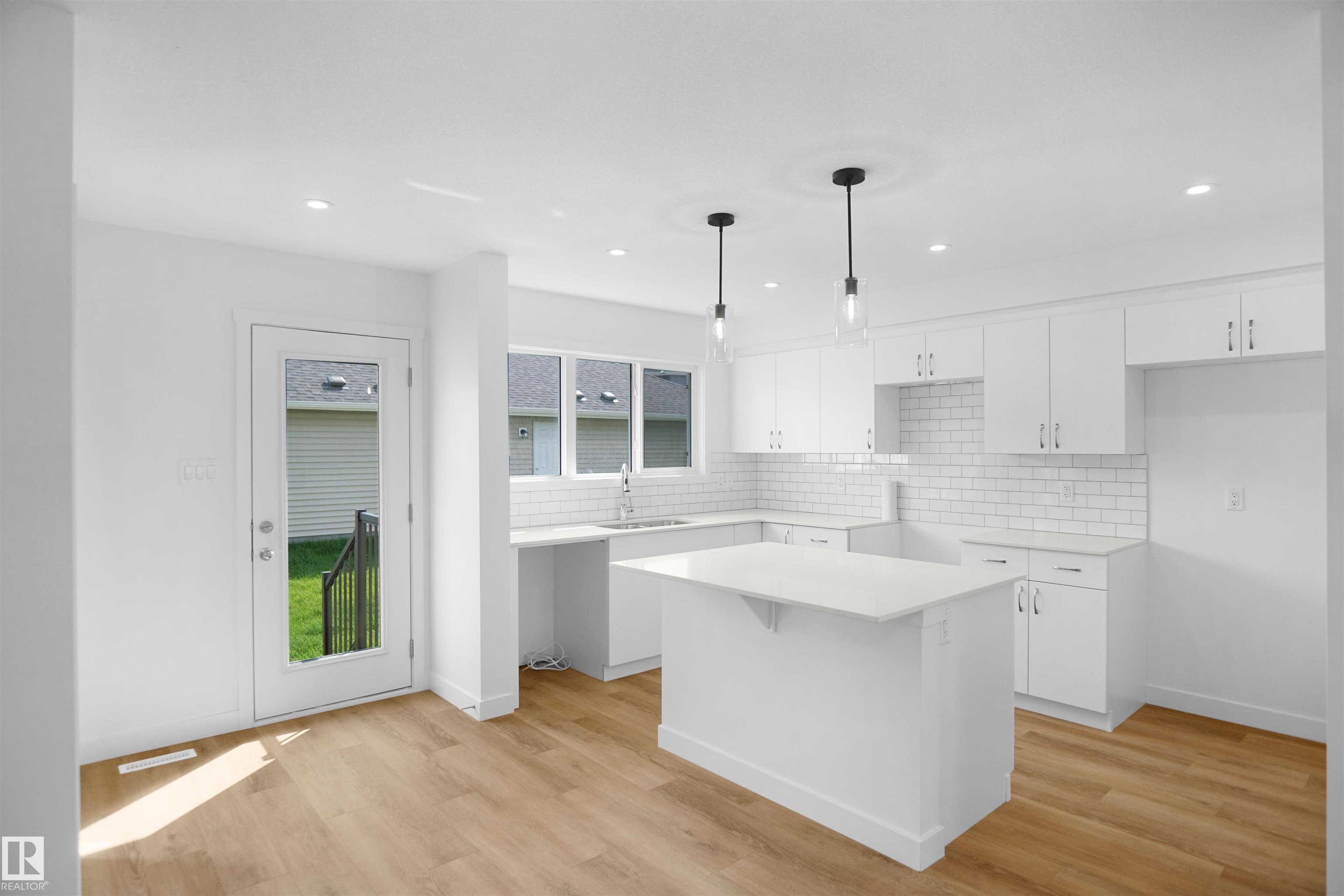 Photo 7 at 19447 22 Avenue NW, River's Edge, Edmonton