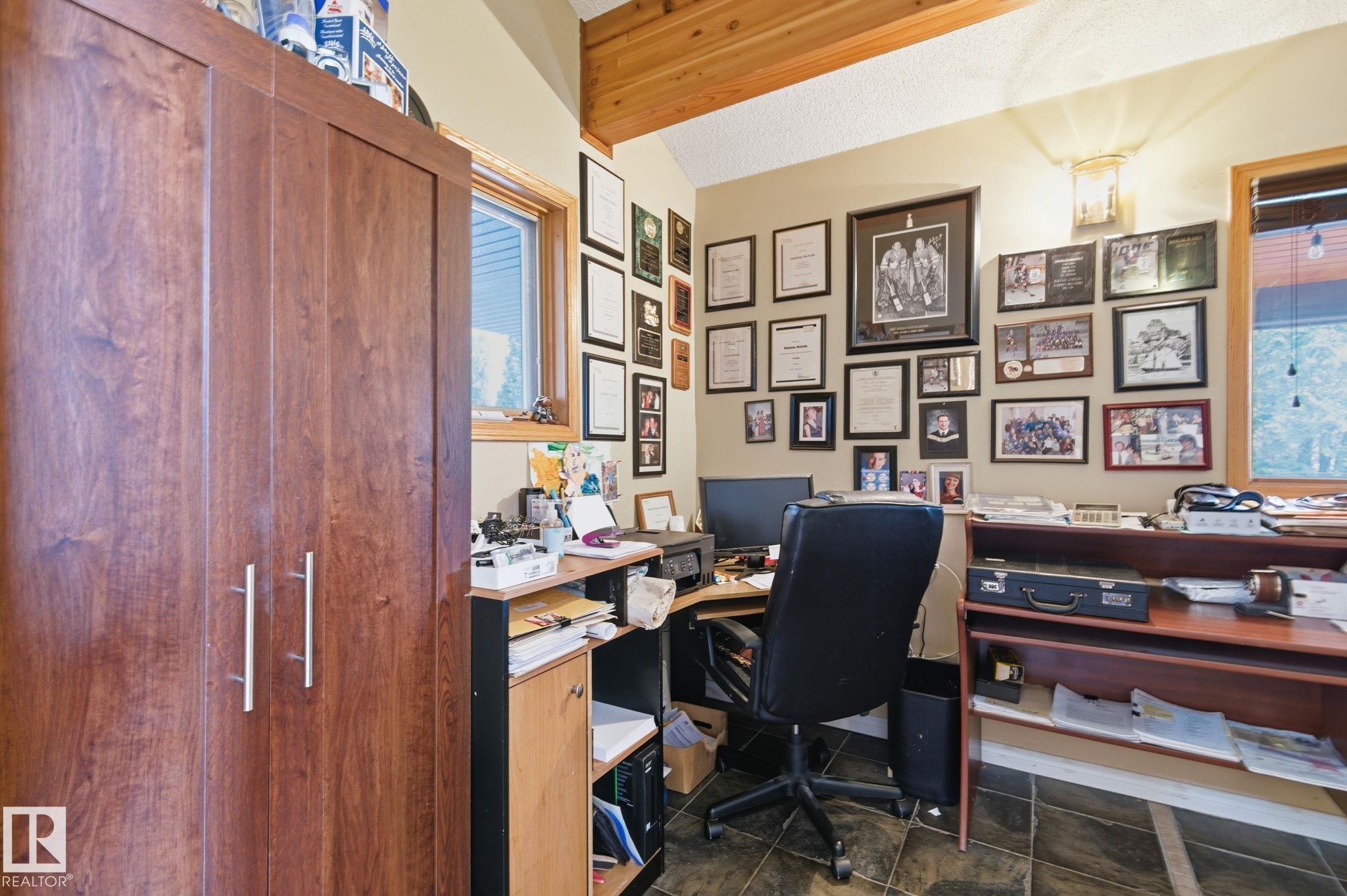 Photo 31 at 25 - 52059 Rge Road 220, Half Moon Estates, Rural Strathcona County