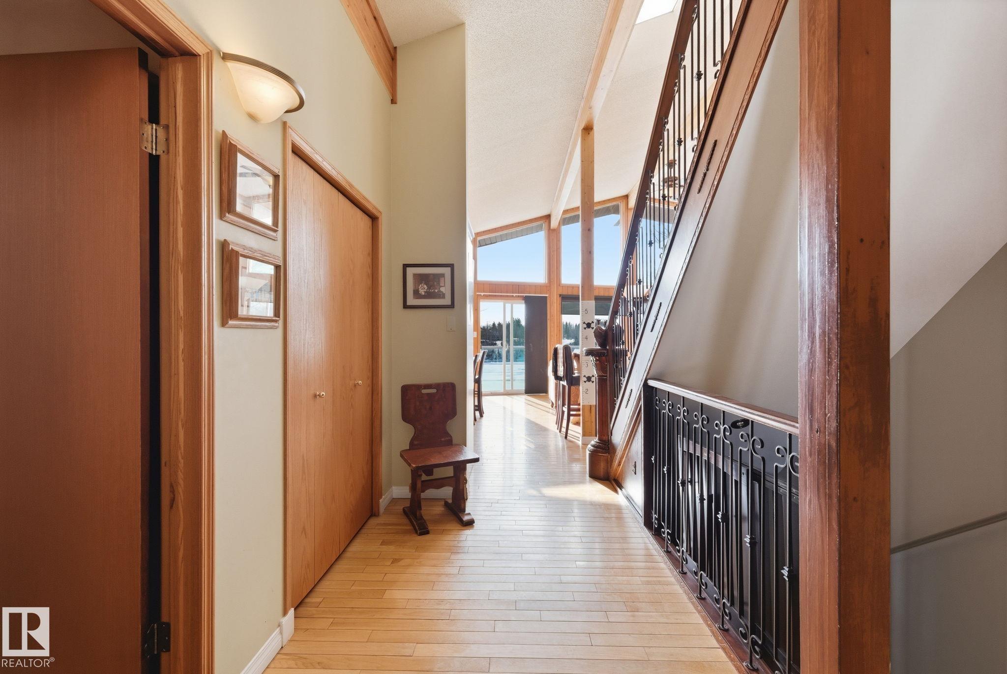 Photo 6 at 25 - 52059 Rge Road 220, Half Moon Estates, Rural Strathcona County