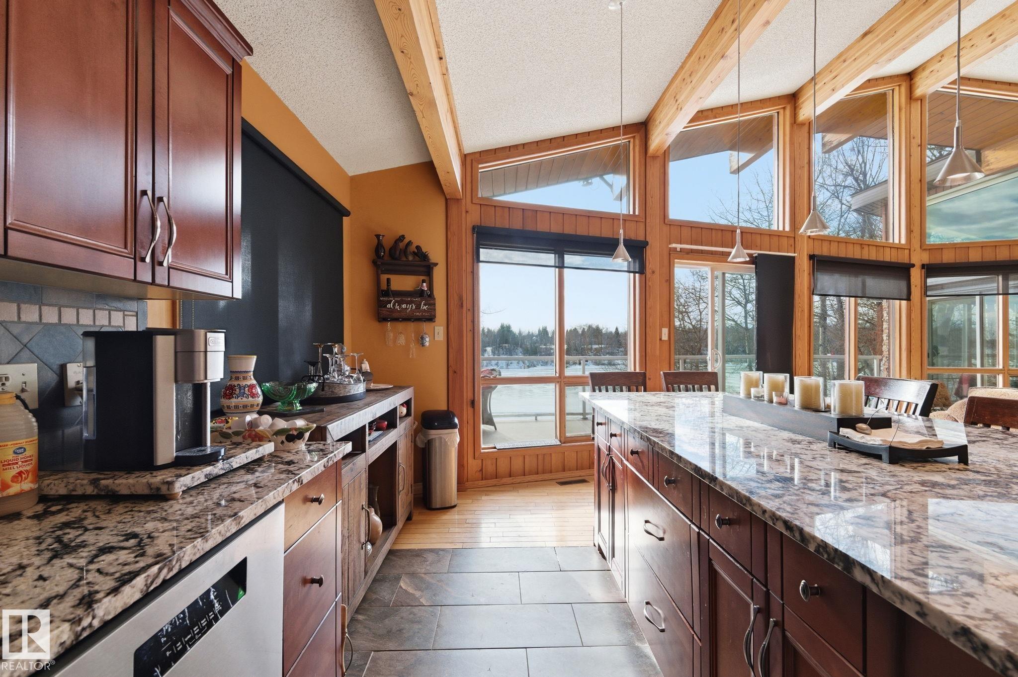 Photo 8 at 25 - 52059 Rge Road 220, Half Moon Estates, Rural Strathcona County