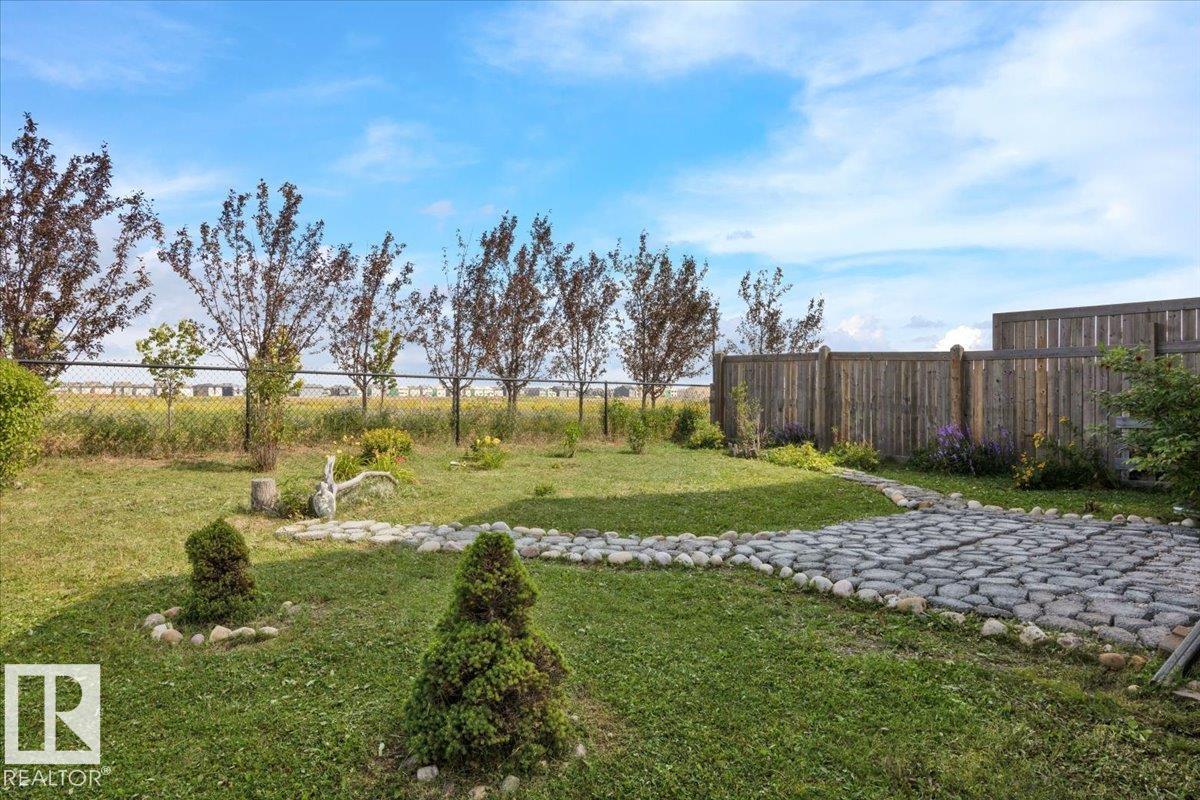 Photo 41 at 7214 174 Avenue NW, Schonsee, Edmonton