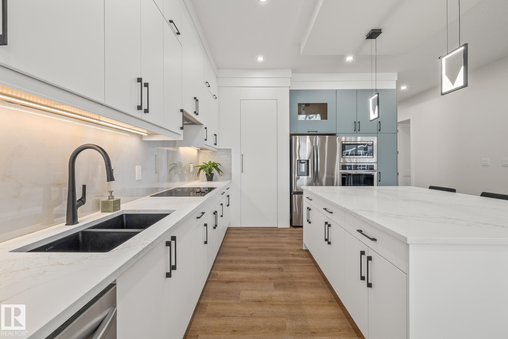 Photo 20 at 132 Edgewater Circle, Southfork, Leduc