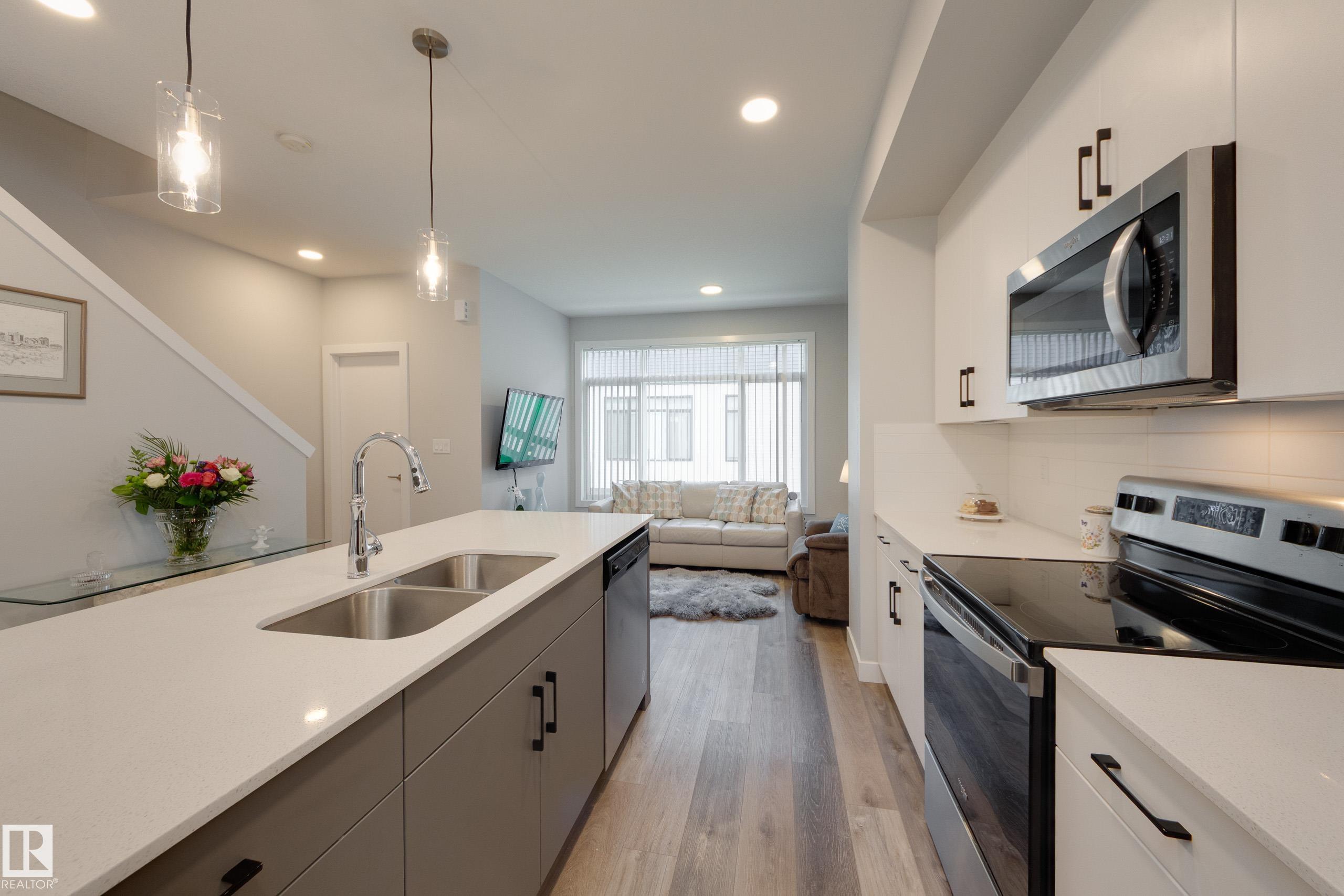 Photo 15 at 34 - 1729 Keene Crescent SW, Keswick, Edmonton