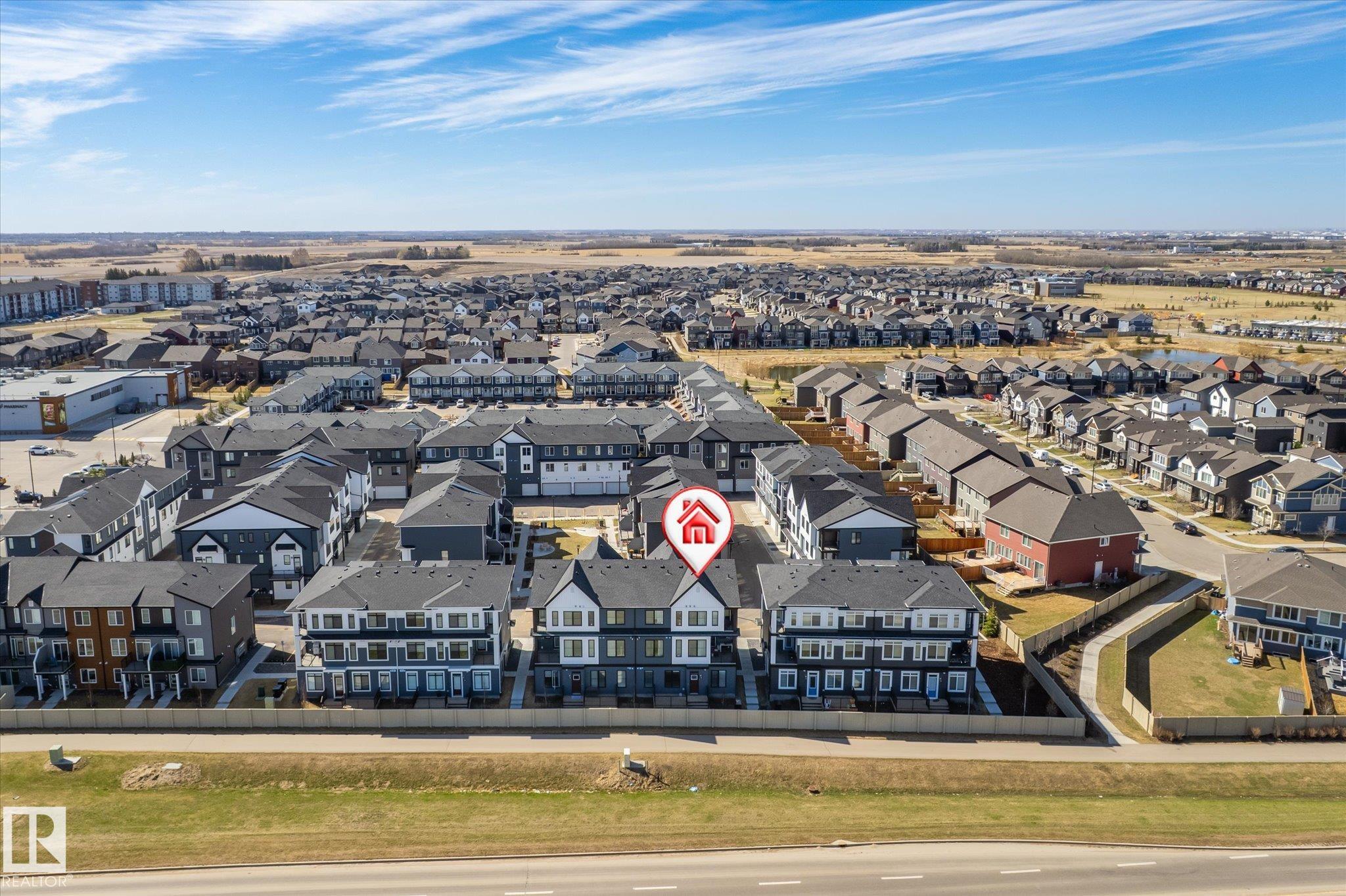 https://zimg.paragon.ice.com/ParagonImages/Property/PM/RAE/225386824/21/0/0/b13de9e22f02b48afcca3c56479693eb/1/1d1196487443171cecf08763f8732e97/225386824-7e392f47-c9db-4981-9c27-d4b4111b69ea.JPG