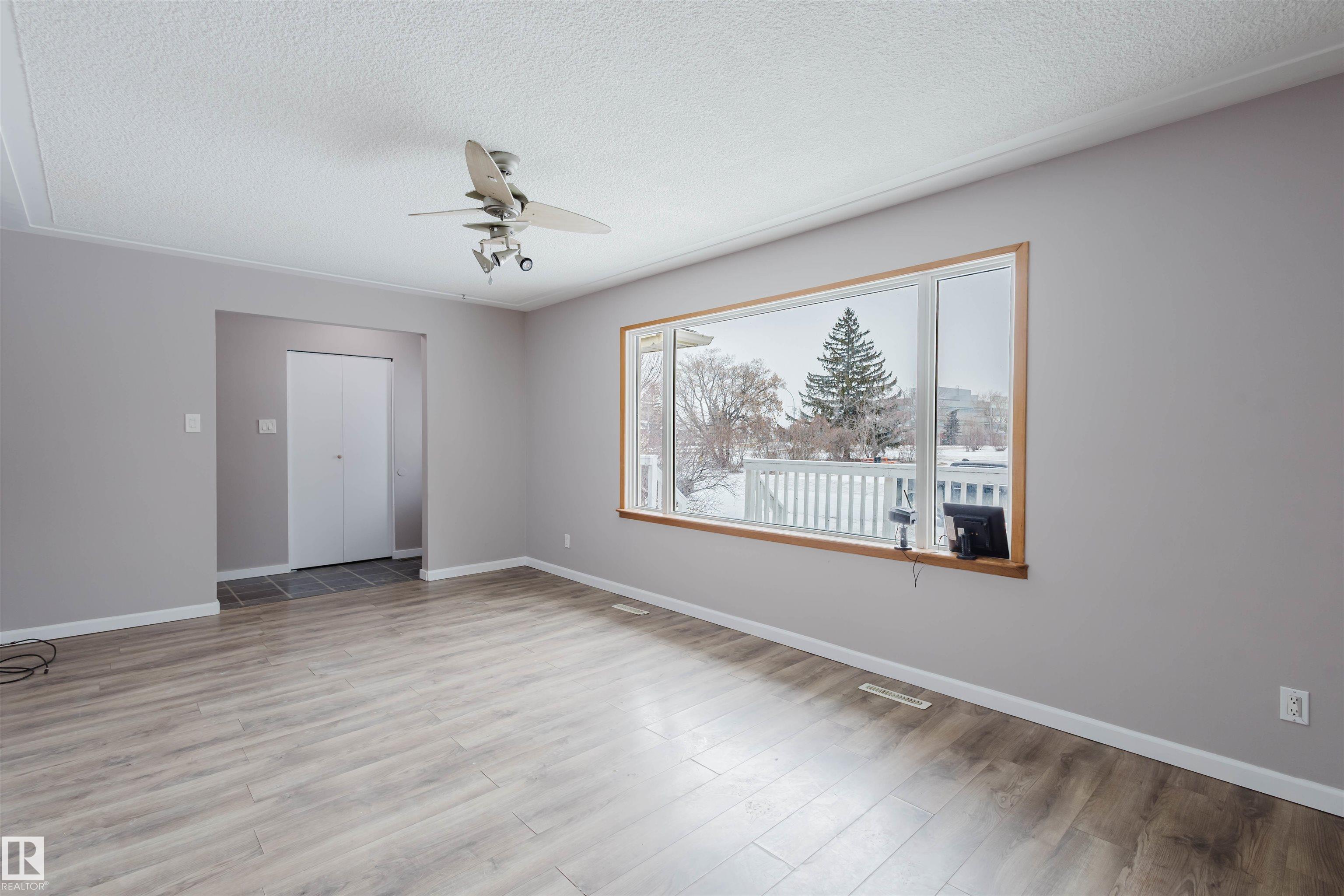 6048 105b Street NW, Pleasantview, Edmonton