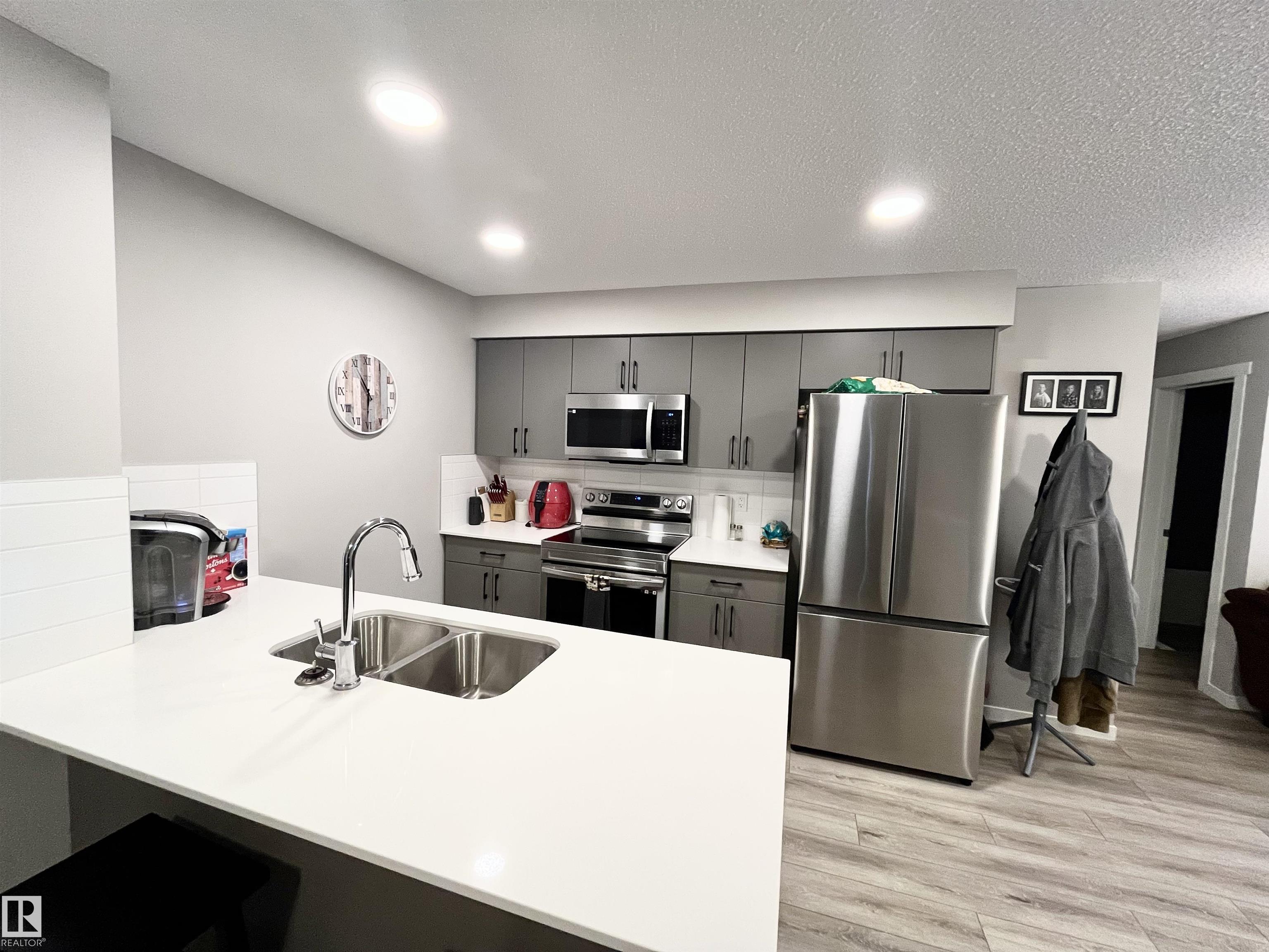 Photo 6 at 104 - 50 Mclaughlin Drive, McLaughlin, Spruce Grove