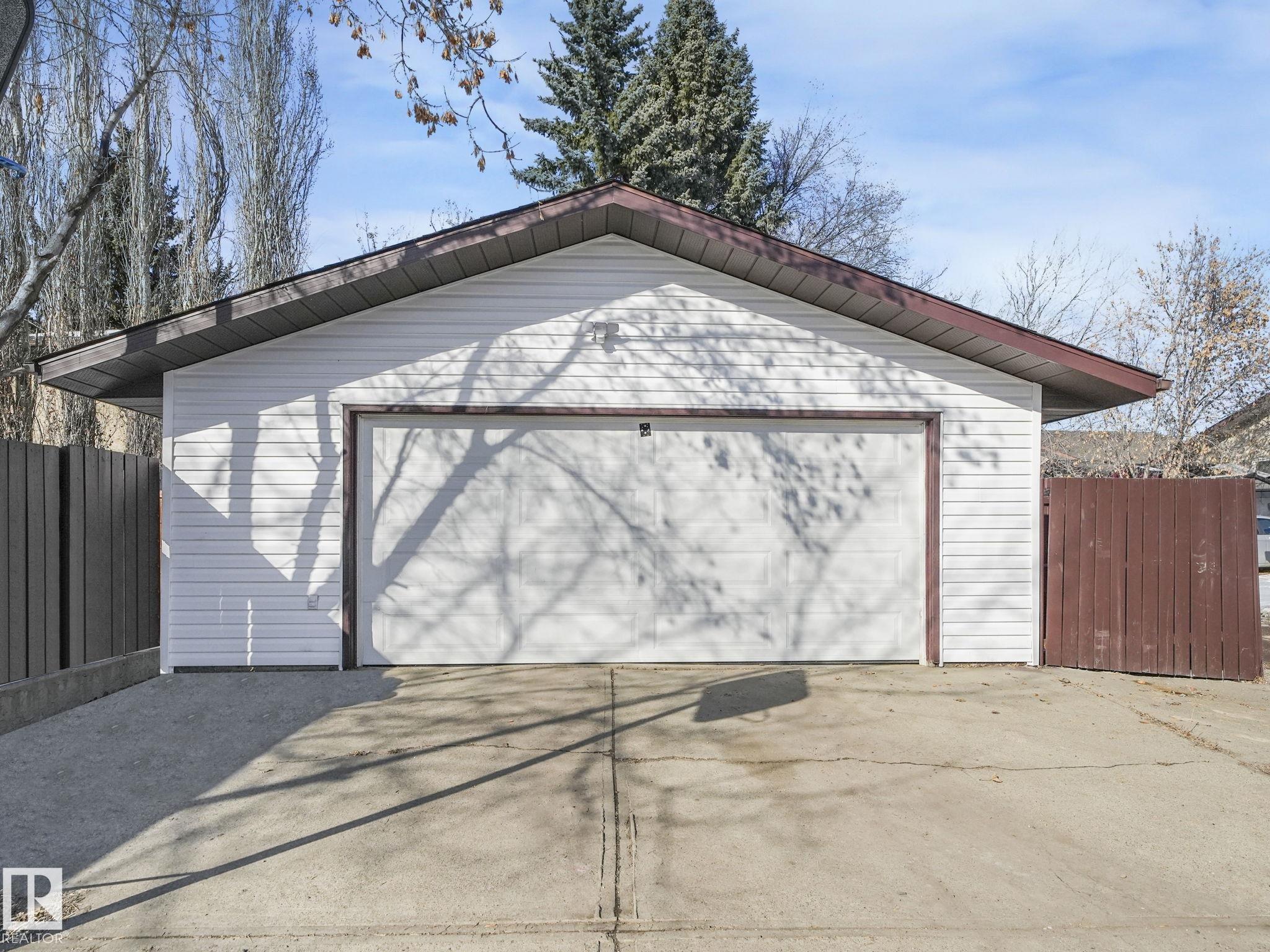 Photo 21 at 16531 116 Street NW, Dunluce, Edmonton