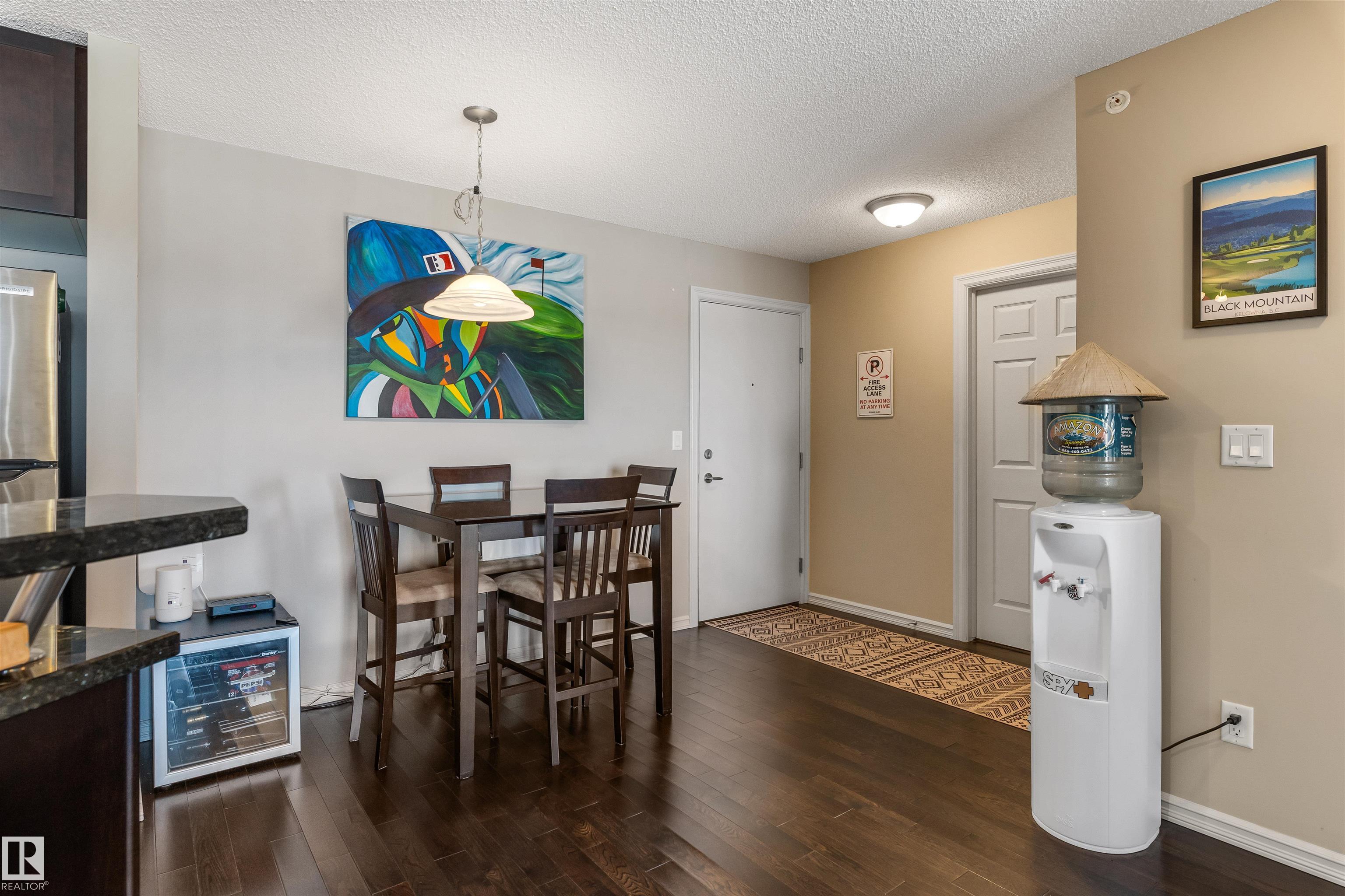 Photo 6 at 403 - 2204 44 Avenue NW, Larkspur, Edmonton