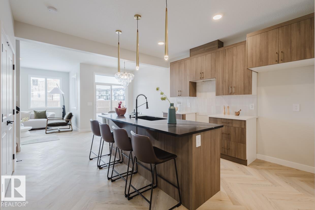 Picture for 2635 62 ST SW