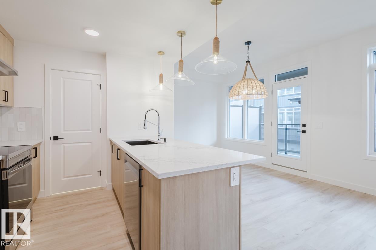 Photo 10 at 40 - 16231 19 Avenue SW, Glenridding Ravine, Edmonton