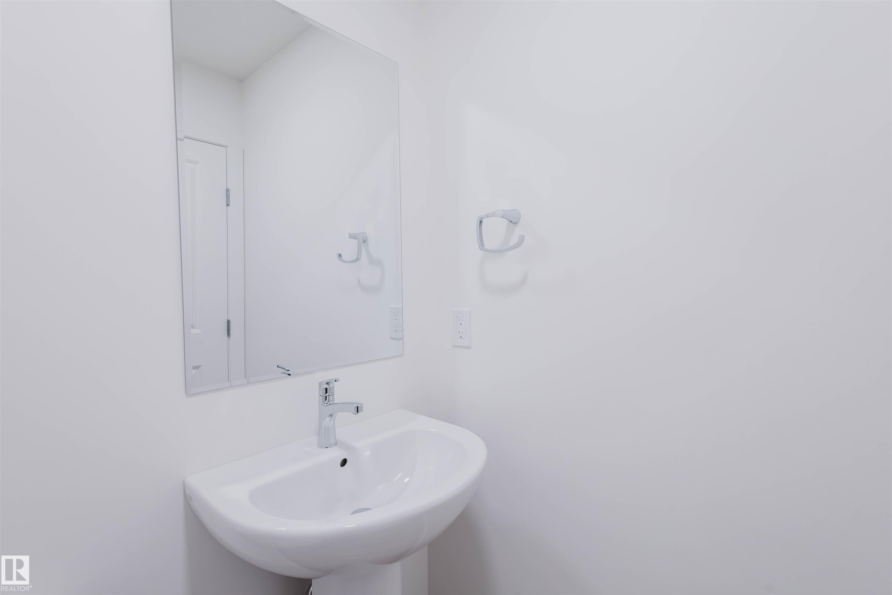 Photo 18 at 2 - 1237 Keswick Drive SW, Keswick, Edmonton