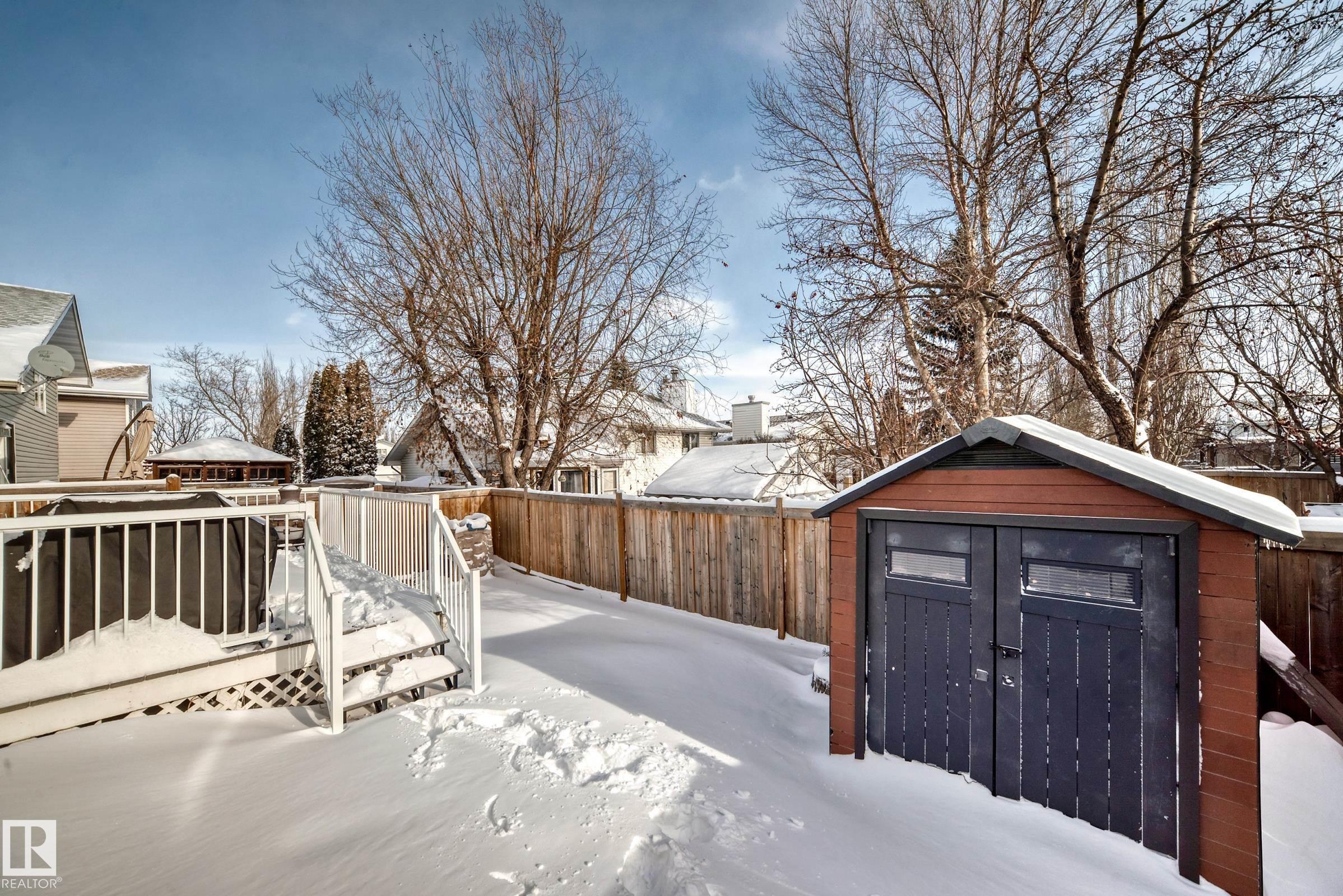 Photo 37 at 7011 190b Street NW, Lymburn, Edmonton