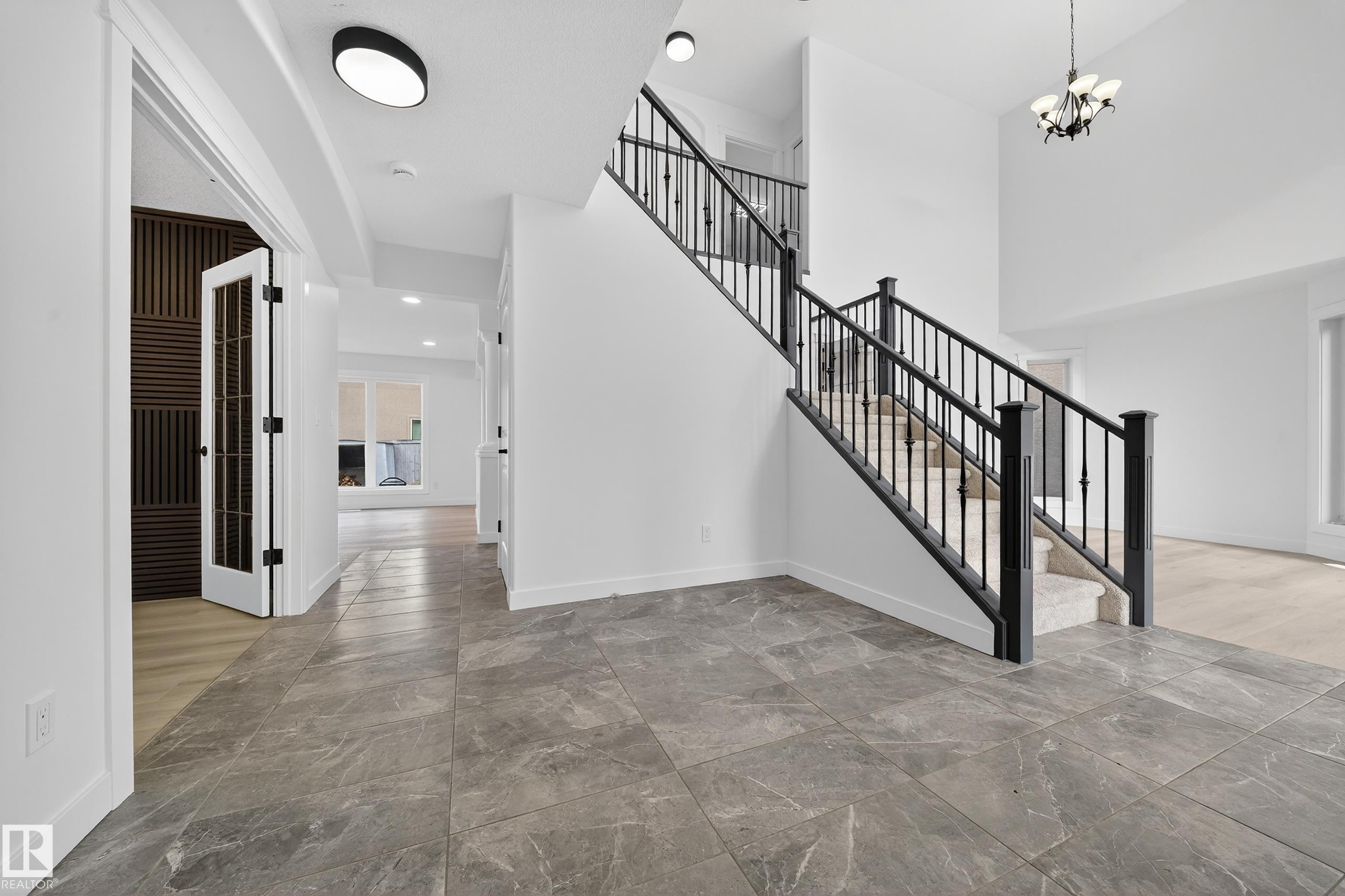 Photo 26 at 10916 175 Avenue NW, Chambery, Edmonton