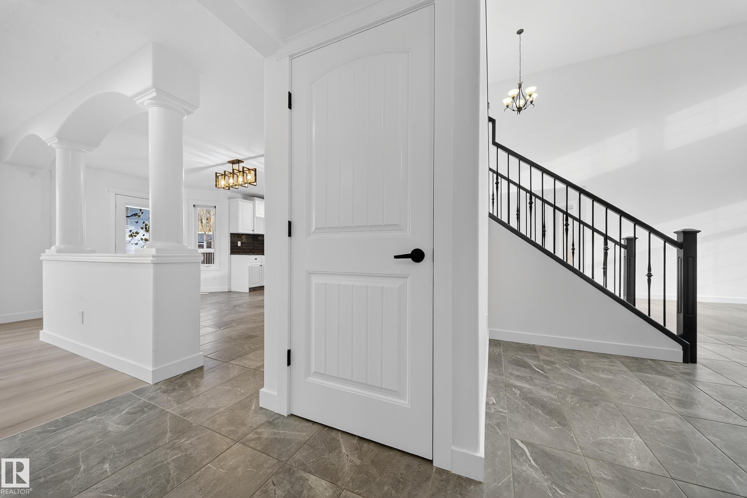 Photo 29 at 10916 175 Avenue NW, Chambery, Edmonton