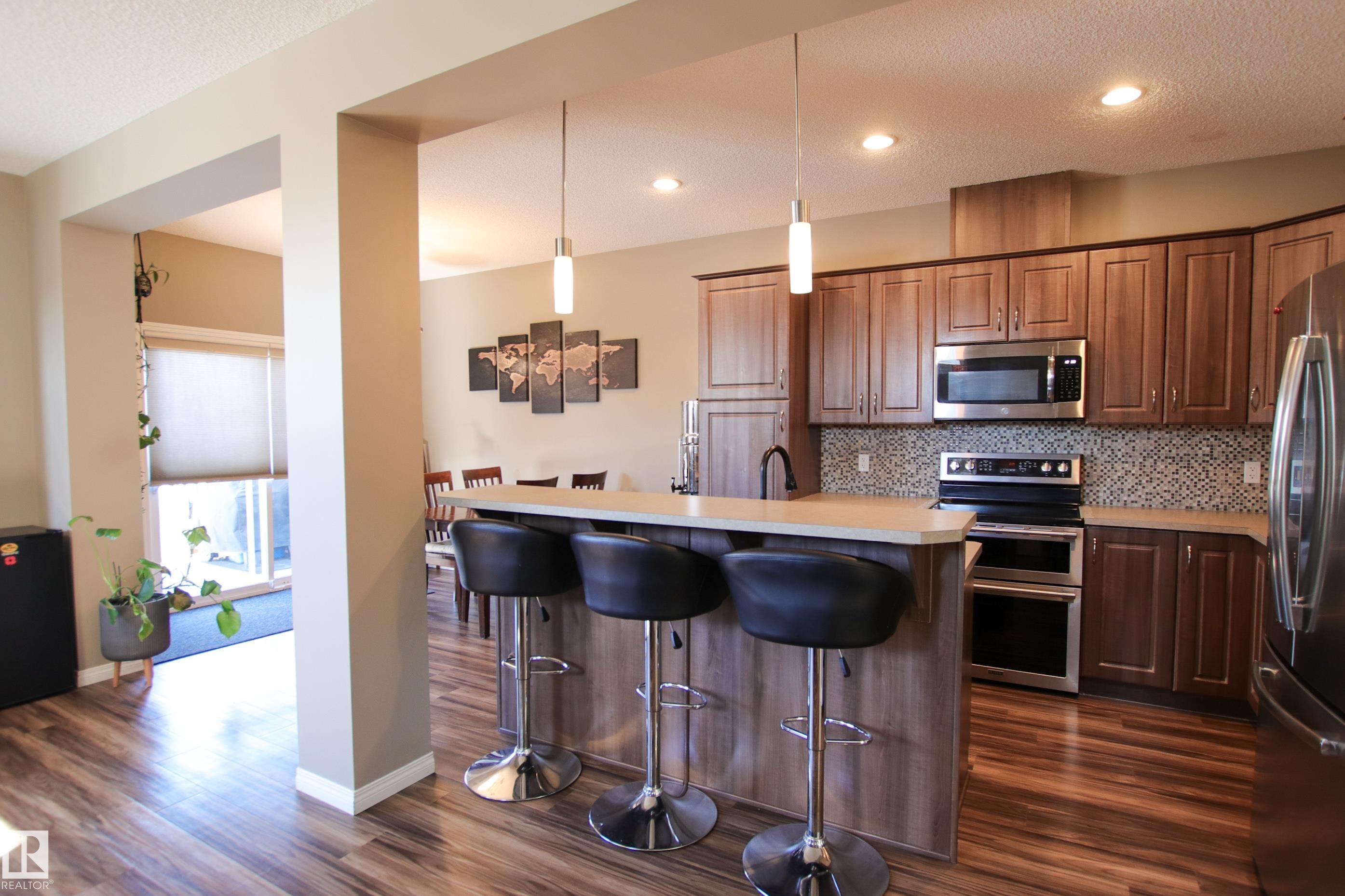 Picture for 3087 ARTHURS CR SW