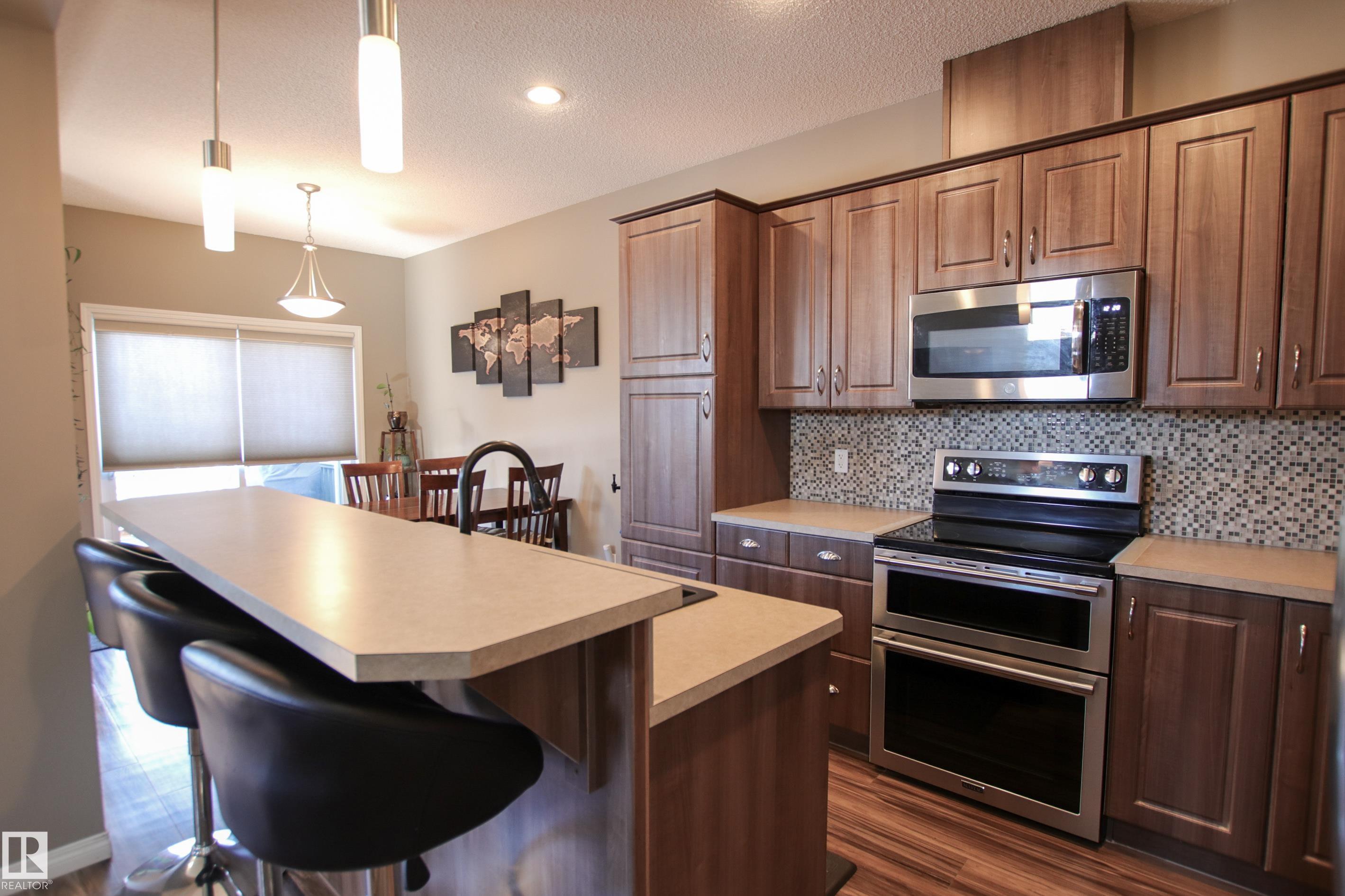 Picture for 3087 ARTHURS CR SW