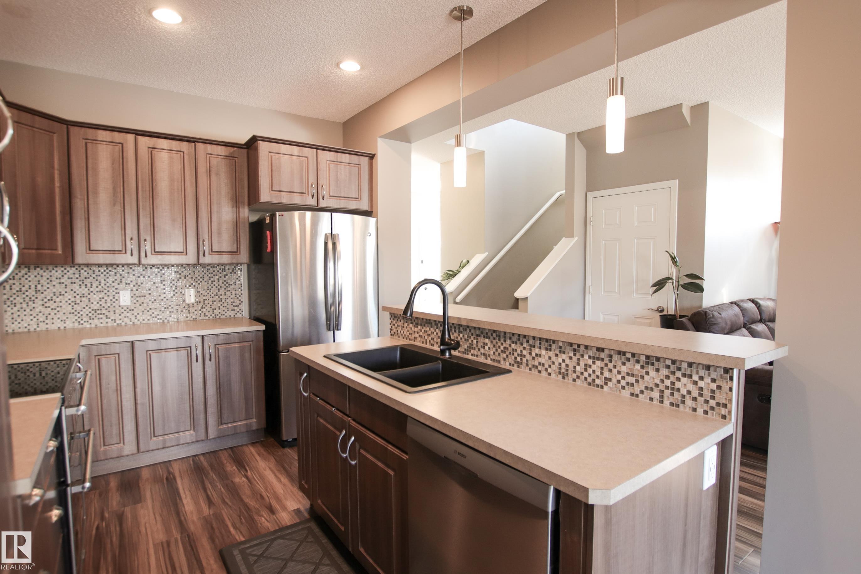 Picture for 3087 ARTHURS CR SW