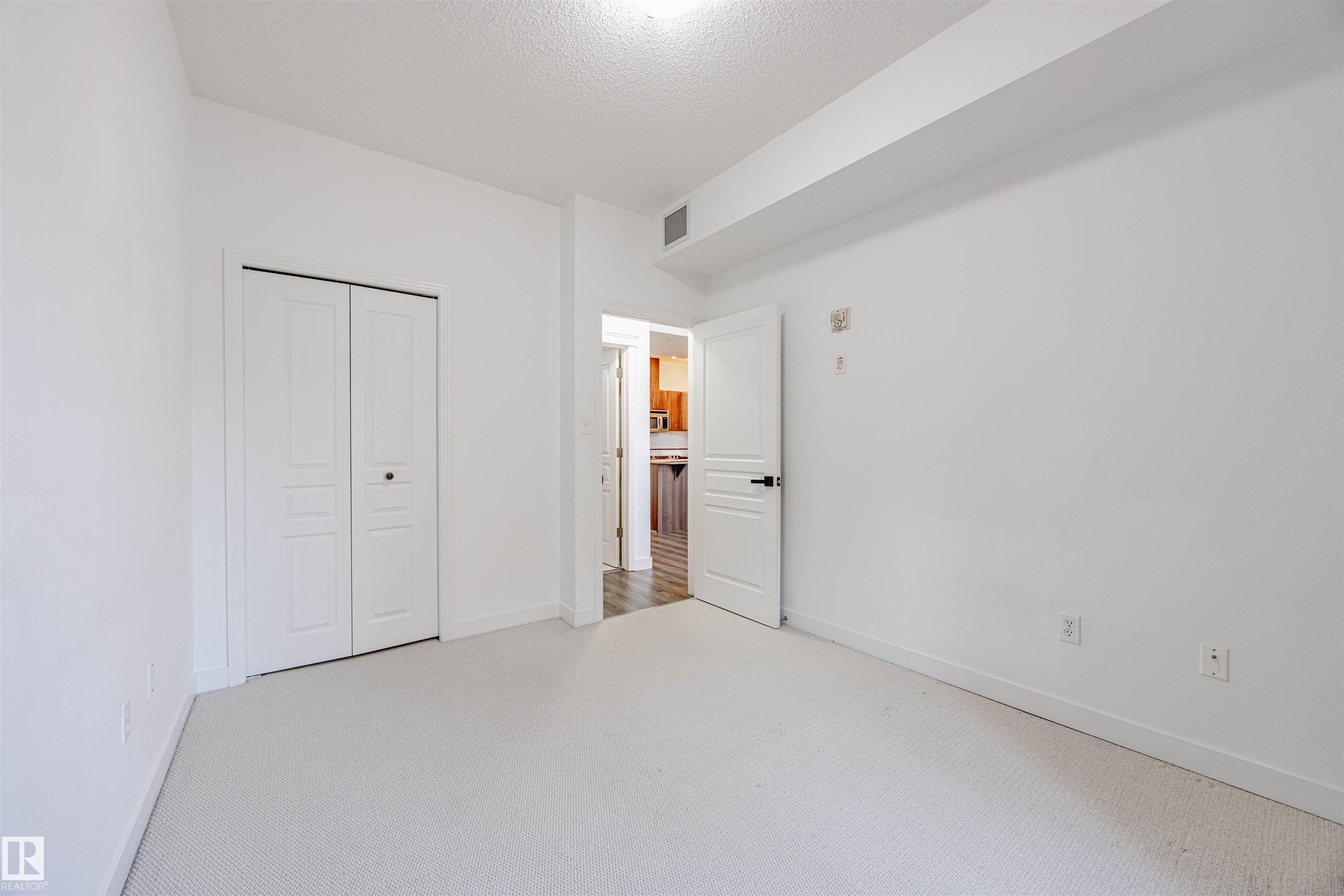 Photo 17 at 609 - 10333 112 Street NW, Wîhkwêntôwin, Edmonton